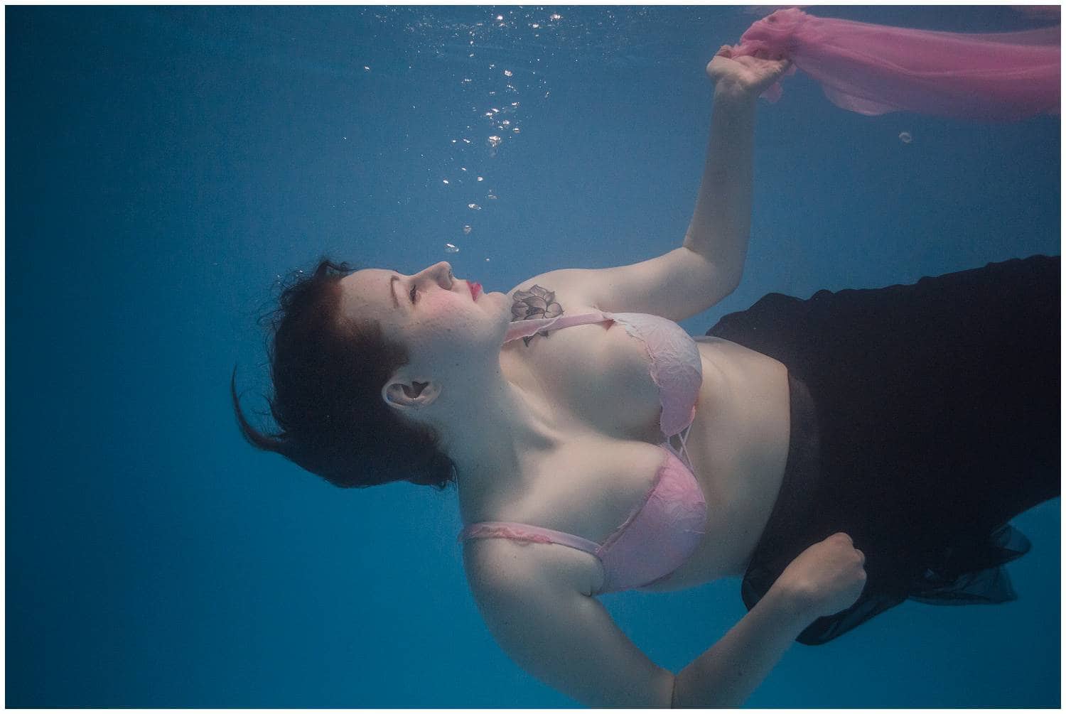 Underwater maternity photos like Beyonce took, Colorado photographer