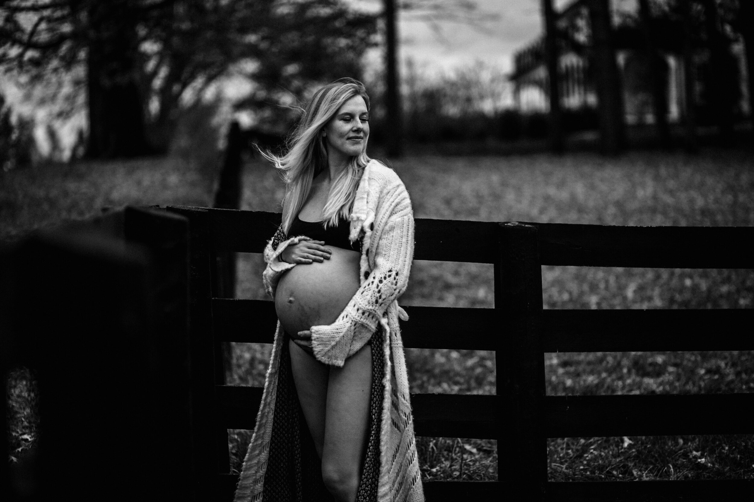 Michigan-maternity-Photographer-Morganne (85).jpg