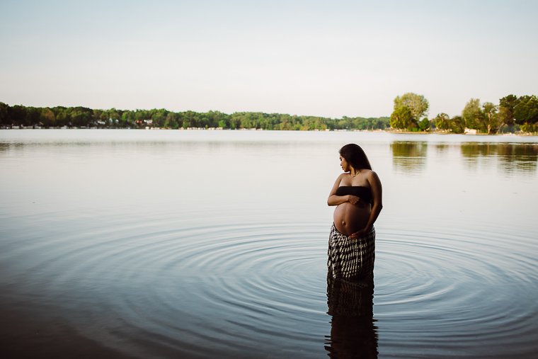 Maternity-Boudoir-Sabrina (89).jpg