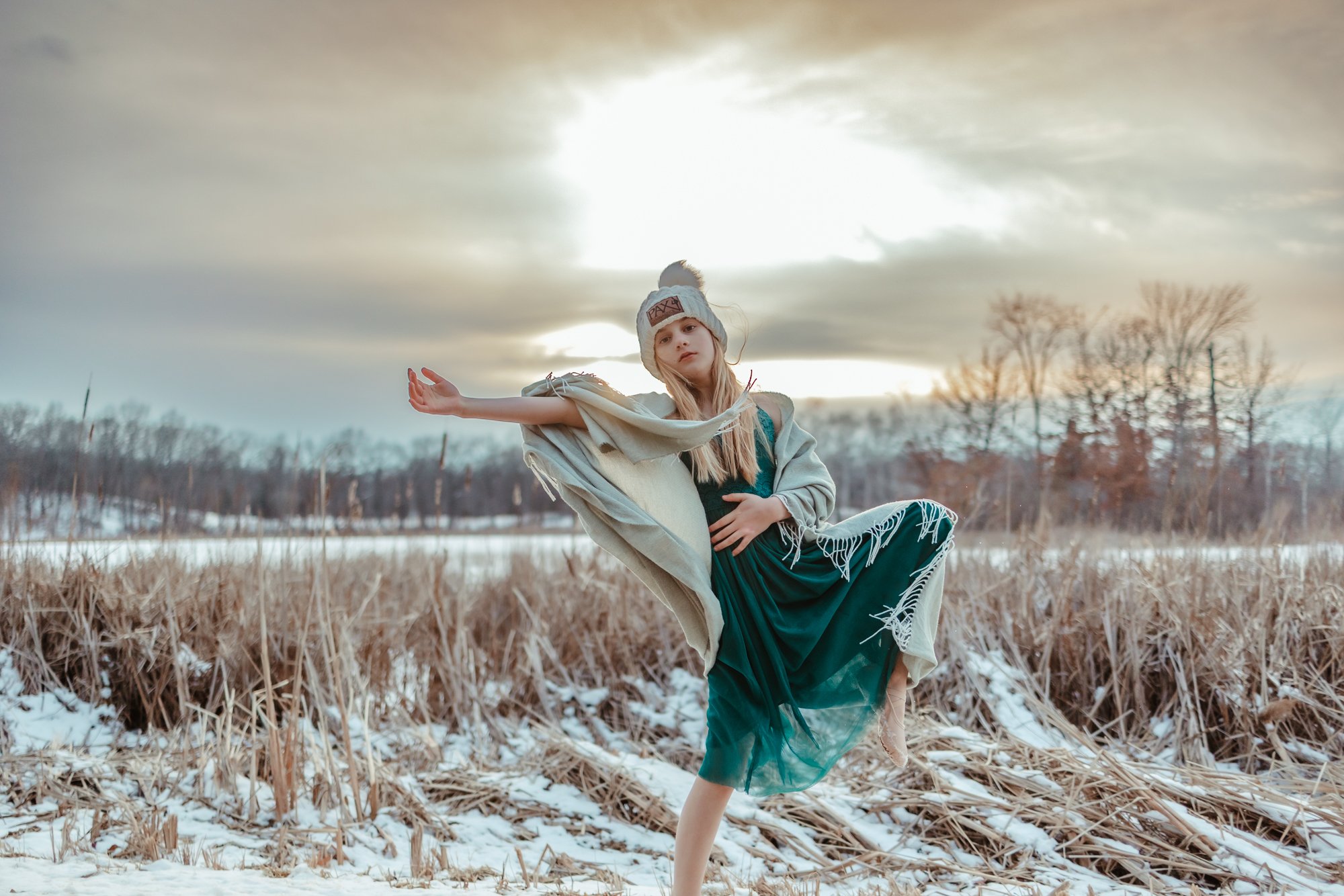 Clem-gymnastics-poses (14).jpg