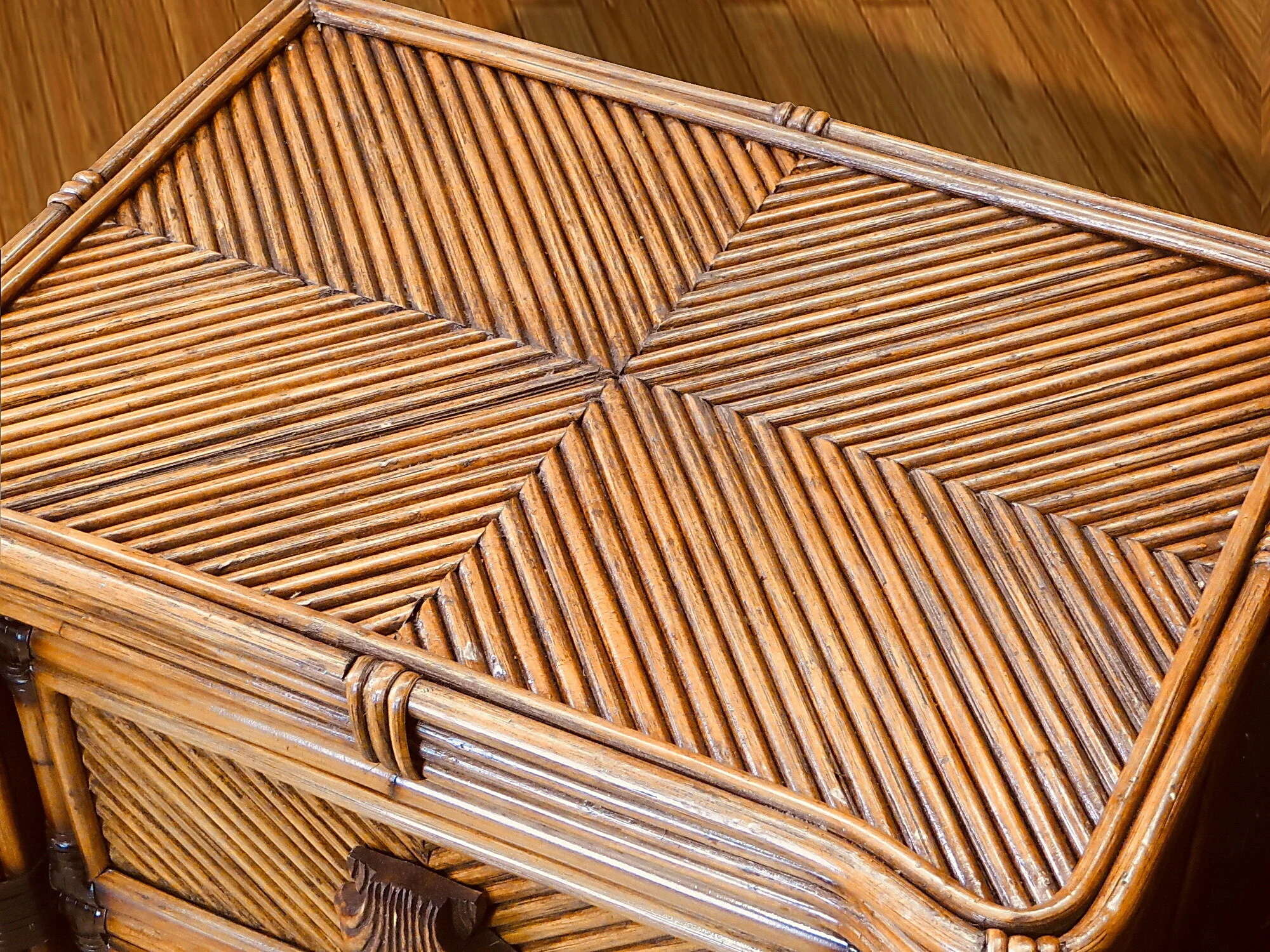 CC NIGHT STAND UPGRADE 04.JPG