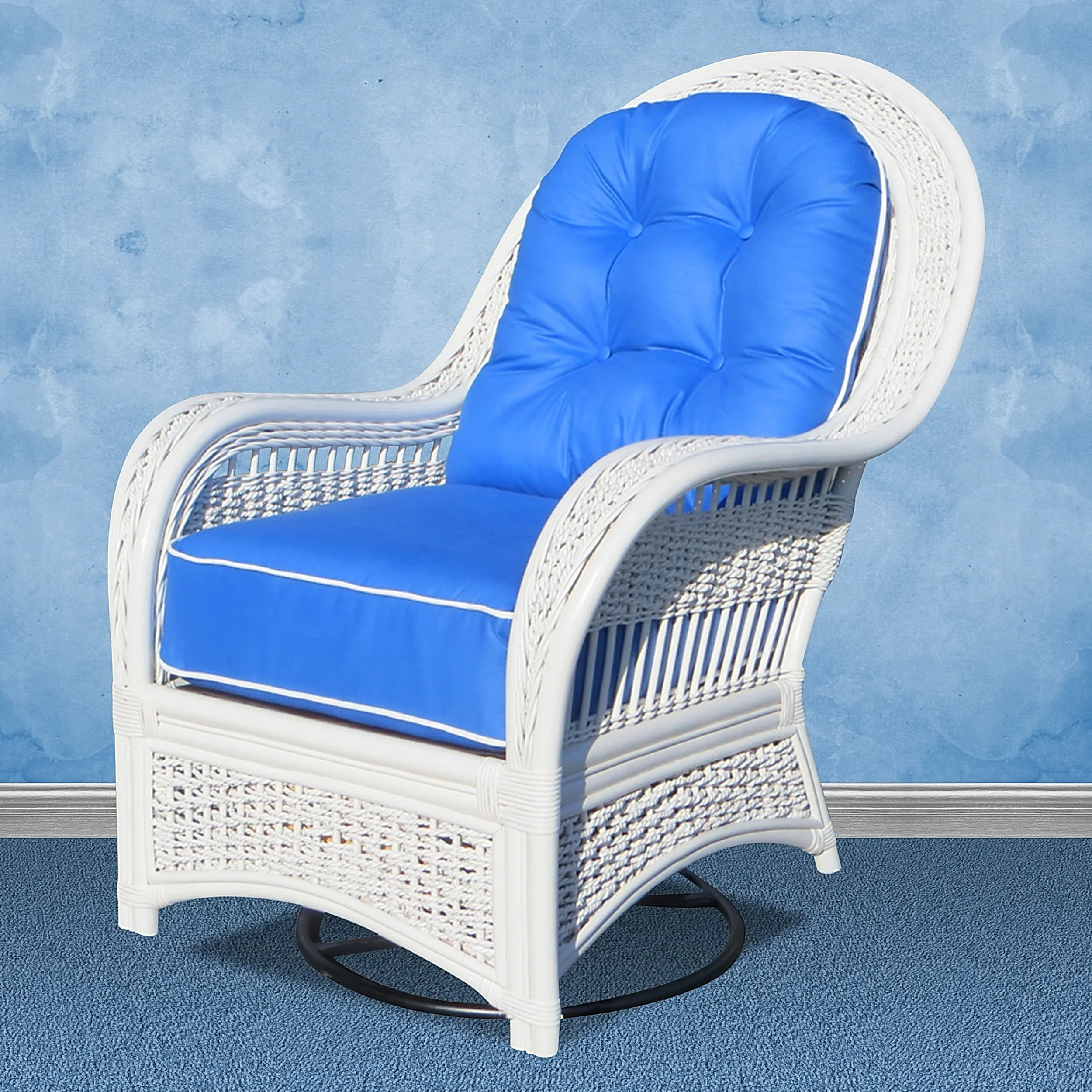 REGATA SWIVEL ROCKER WHITE UPGRADE lb WALL.JPG