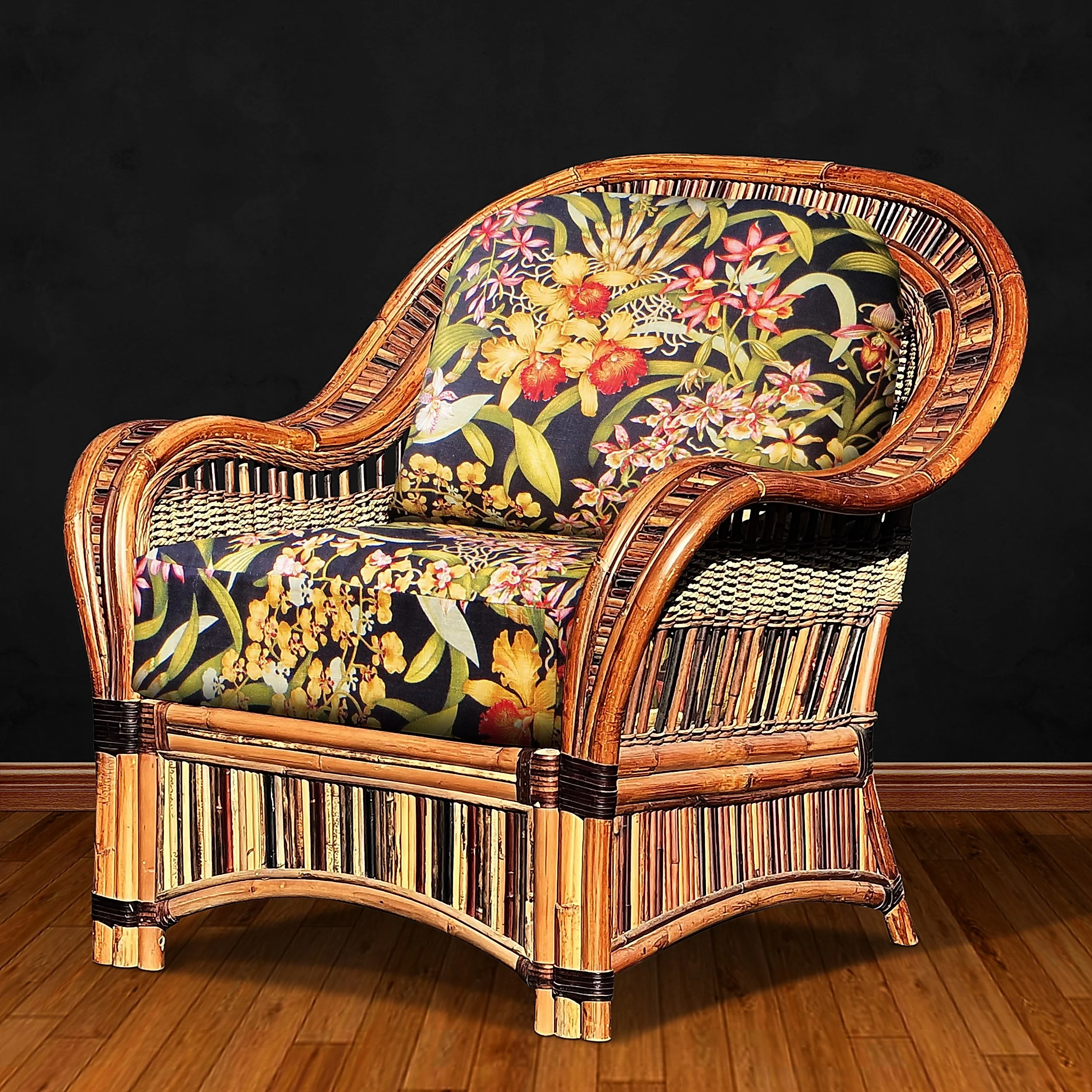 CONGO ARMCHAIR 03 BLACK WALL.JPG
