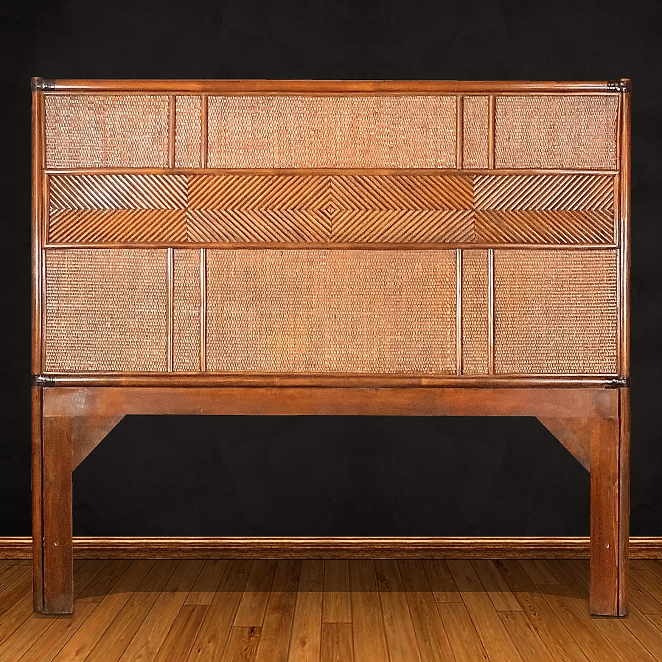 PALM HARBOR QUEEN HEADBOARD 01 UPGRADE.JPG