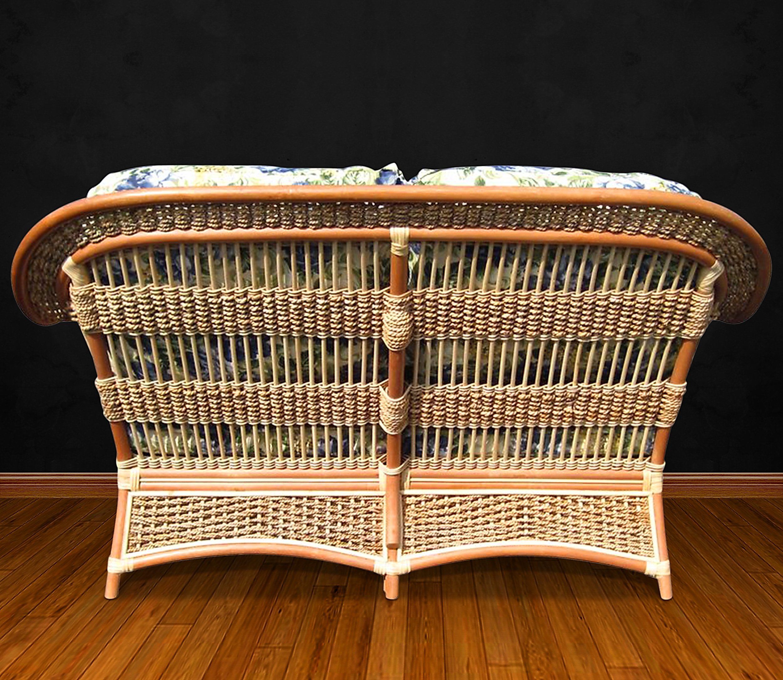 ISLANDER LOVE SEAT REAR VIEW UPGRADE BLACK WALL.JPG