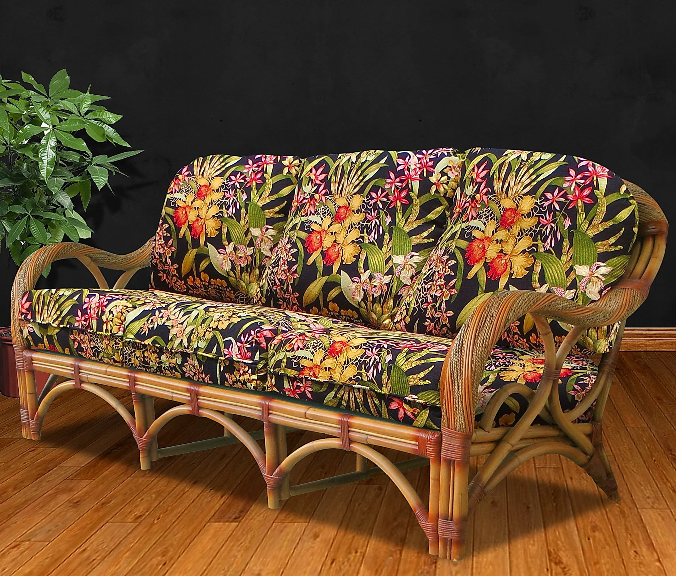 CANEEL BAY SOFA UPGRADE 02 CHANGED CUSHION.JPG