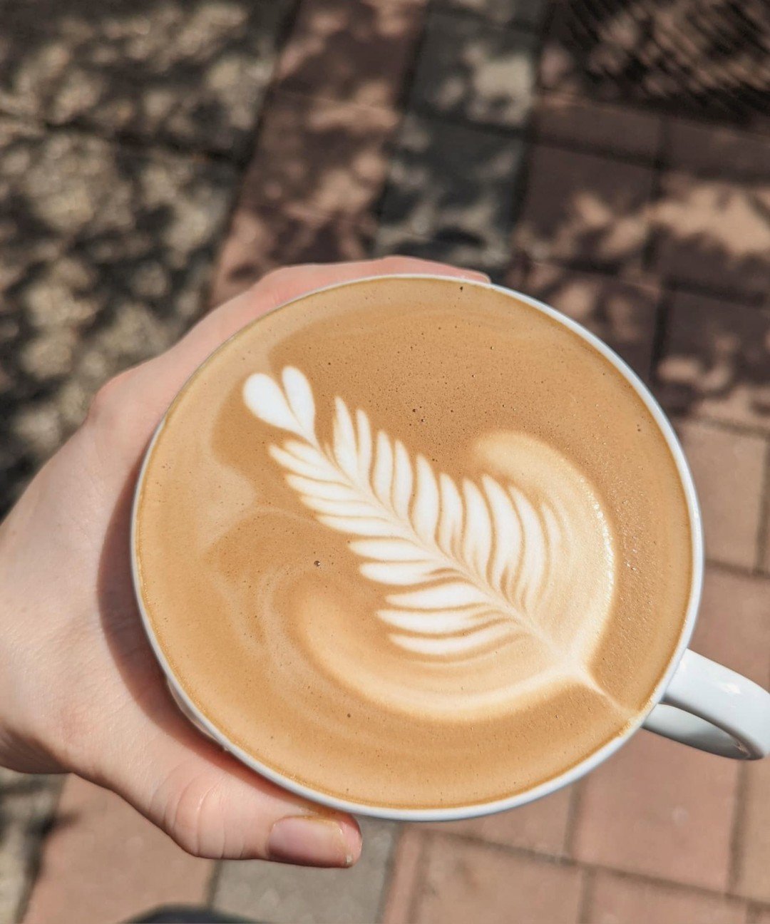Need a pick-me-up during your wedding week? Swing by Kent Java Bar in downtown Corydon for a delicious cup of coffee! ☕🤍

Image via @kentjavabar