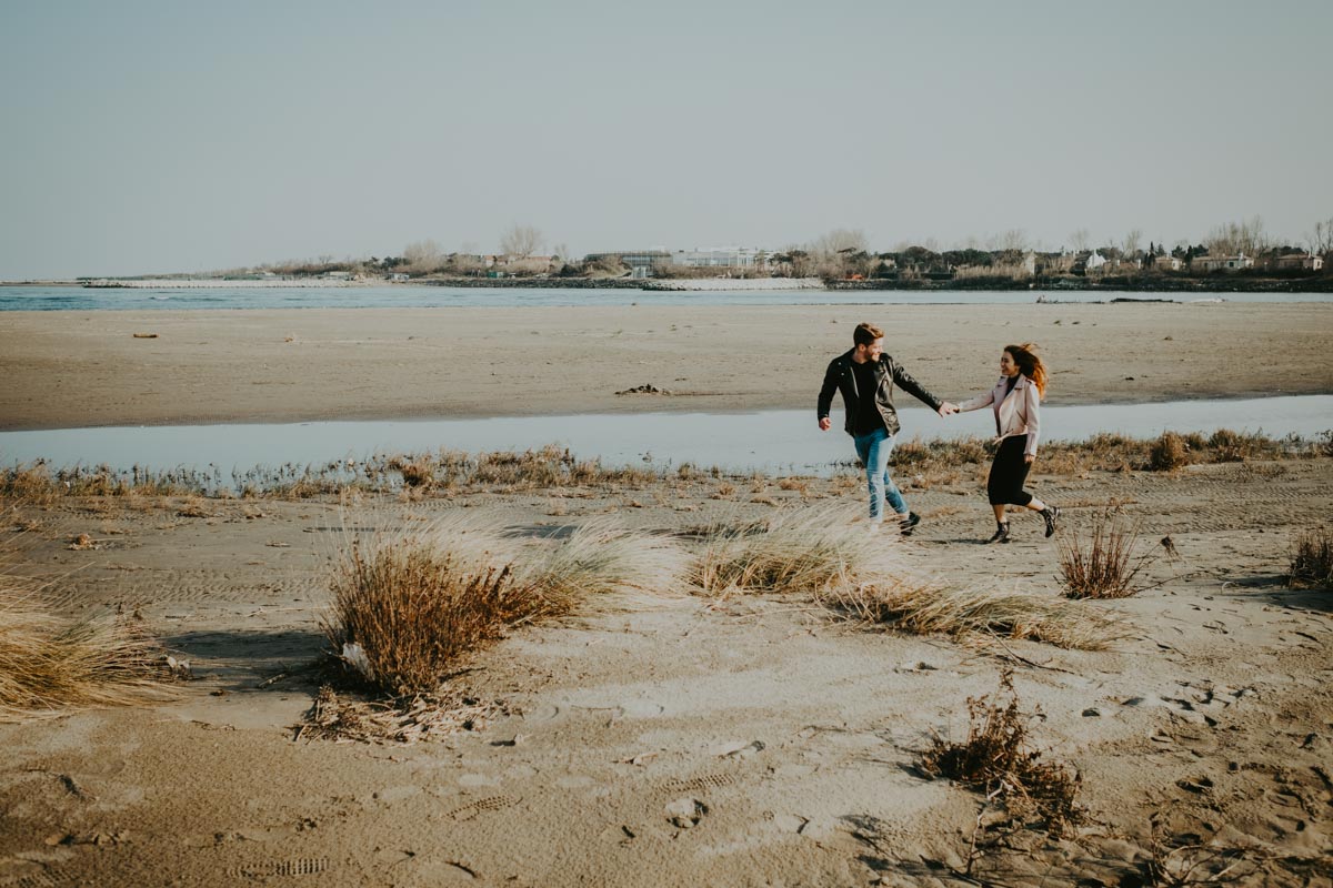 seaside engagement 03.jpg