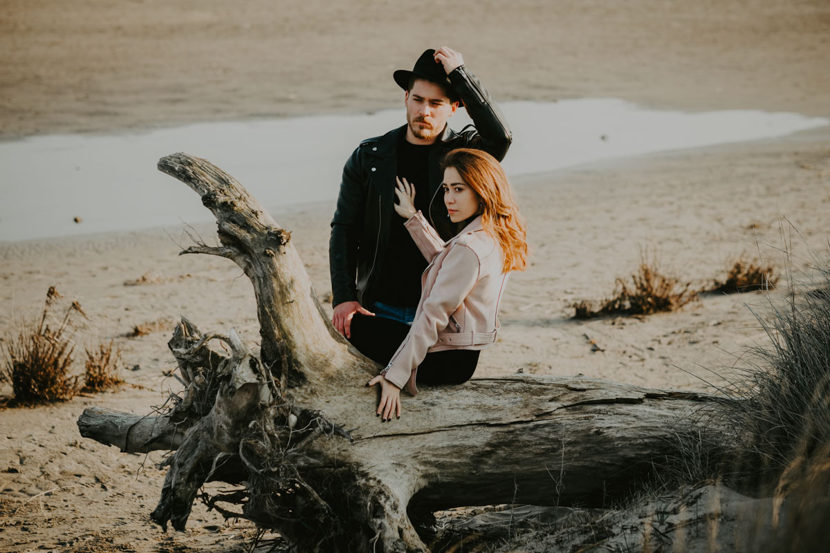 seaside engagement 04.jpg