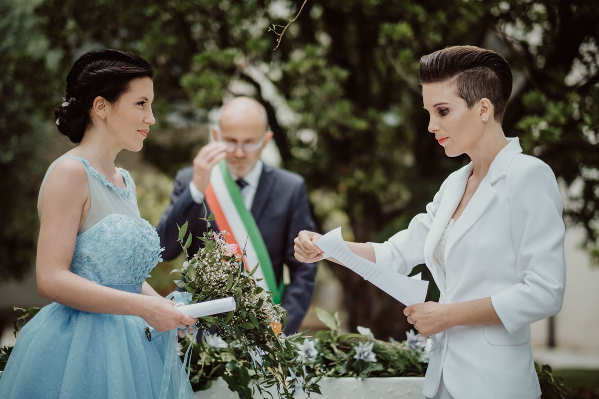 same sex wedding 07.jpg