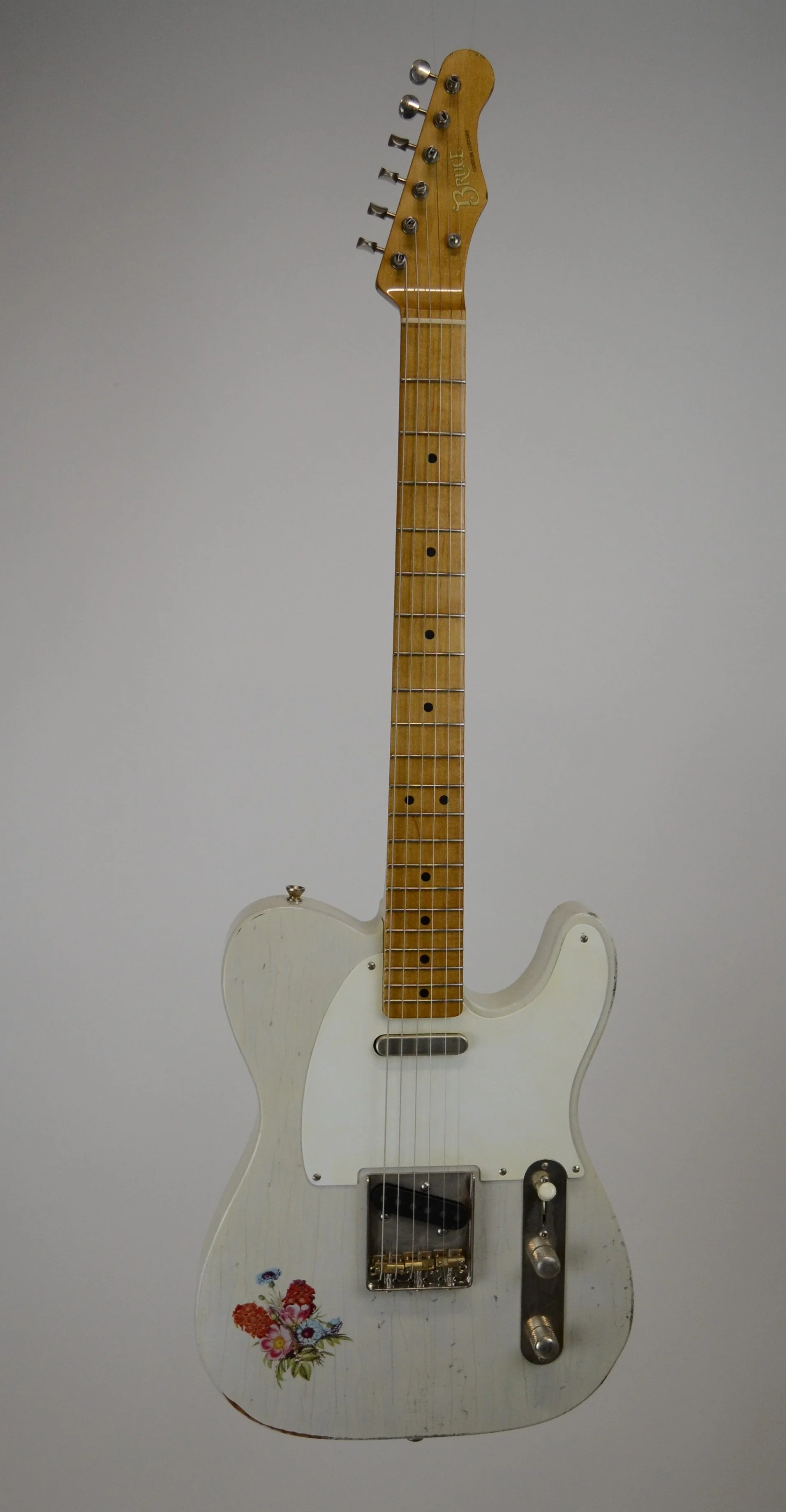 SOLD! - Custom T, aged vintage blonde , Lollar 52 Tele, Floral