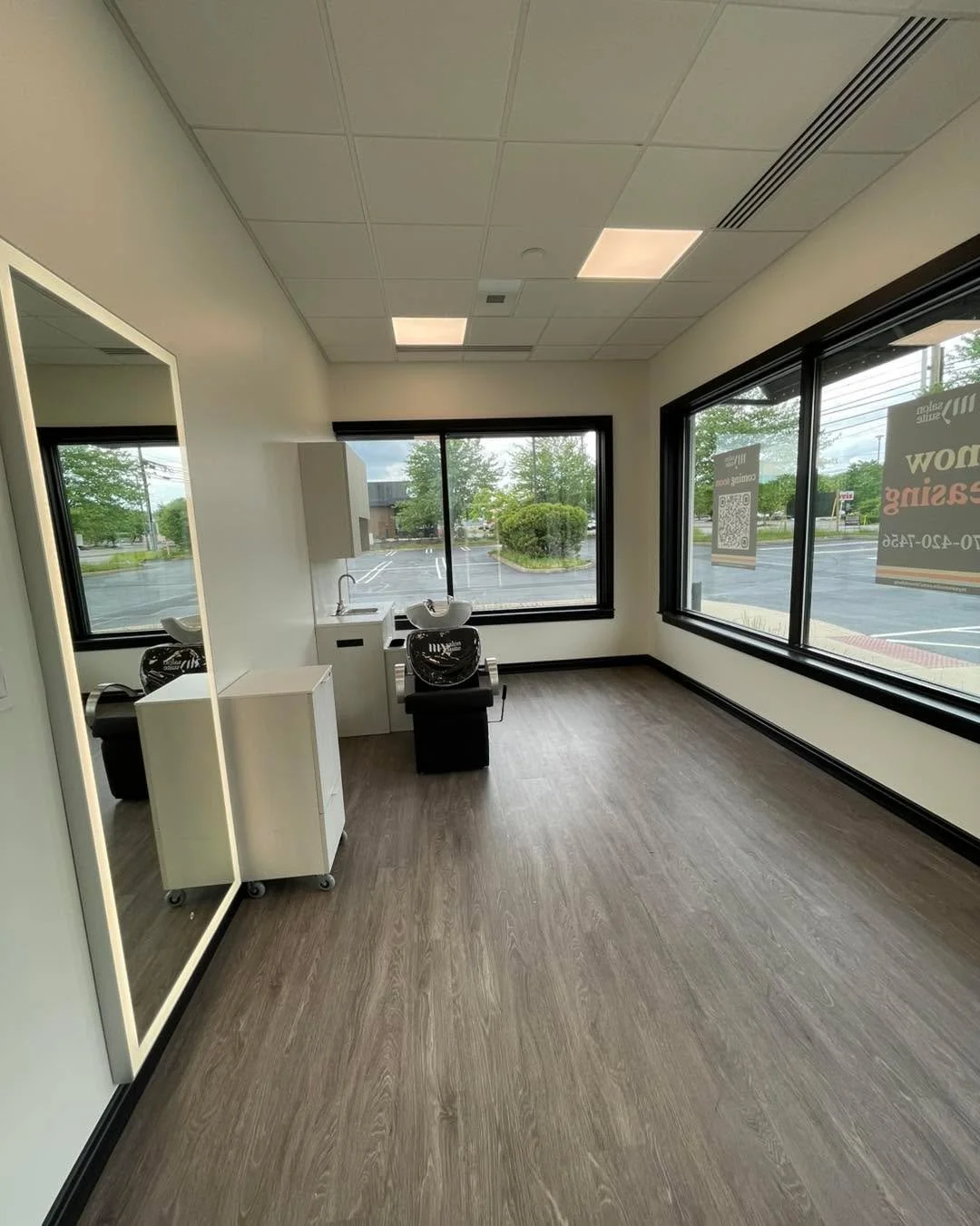 We are putting the finishing touches on My Salon Suite Stroudsburg and are excited to announce we were granted the Certificate of Occupancy! 

The My Salon Suite concept gives hairstylists, barbers, estheticians, lash artists, massage therapists, inj
