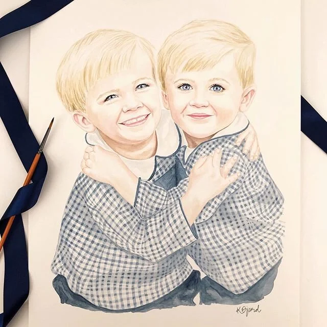The sweetest photo of the most adorable twin boys!💙💙 Photo by @lindsayluketic