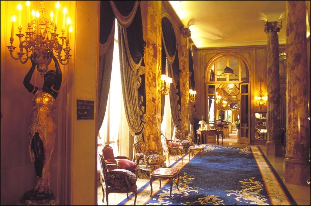 Ernest Hemingway at the Hȏtel Ritz in Paris, France — BARBARA ...