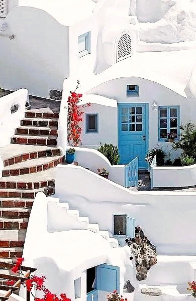 The stunning transformation of Santorini’s Cave Houses, Greece