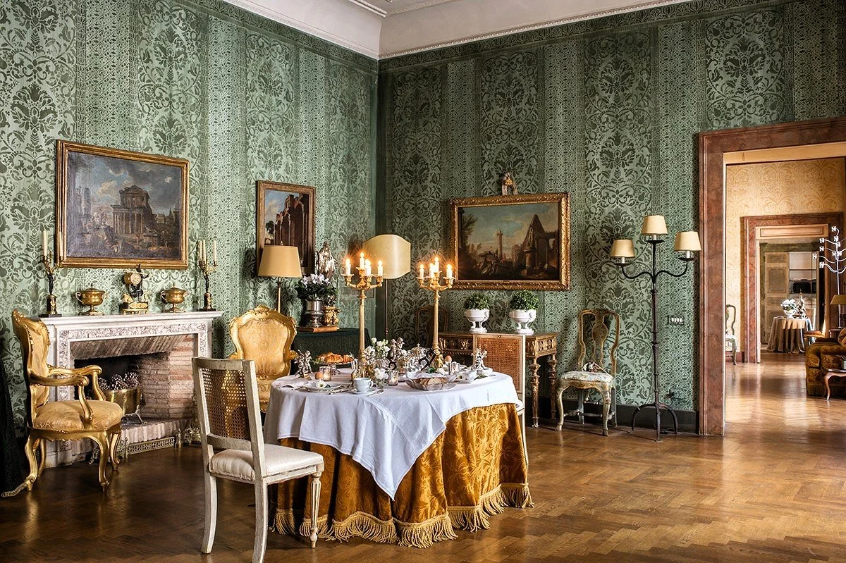 Haute hôtellerie in Rome, Italy