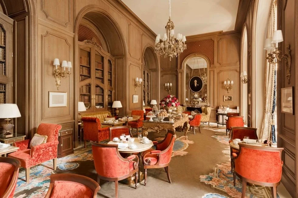 Ernest Hemingway at the Hȏtel Ritz in Paris, France — BARBARA ...