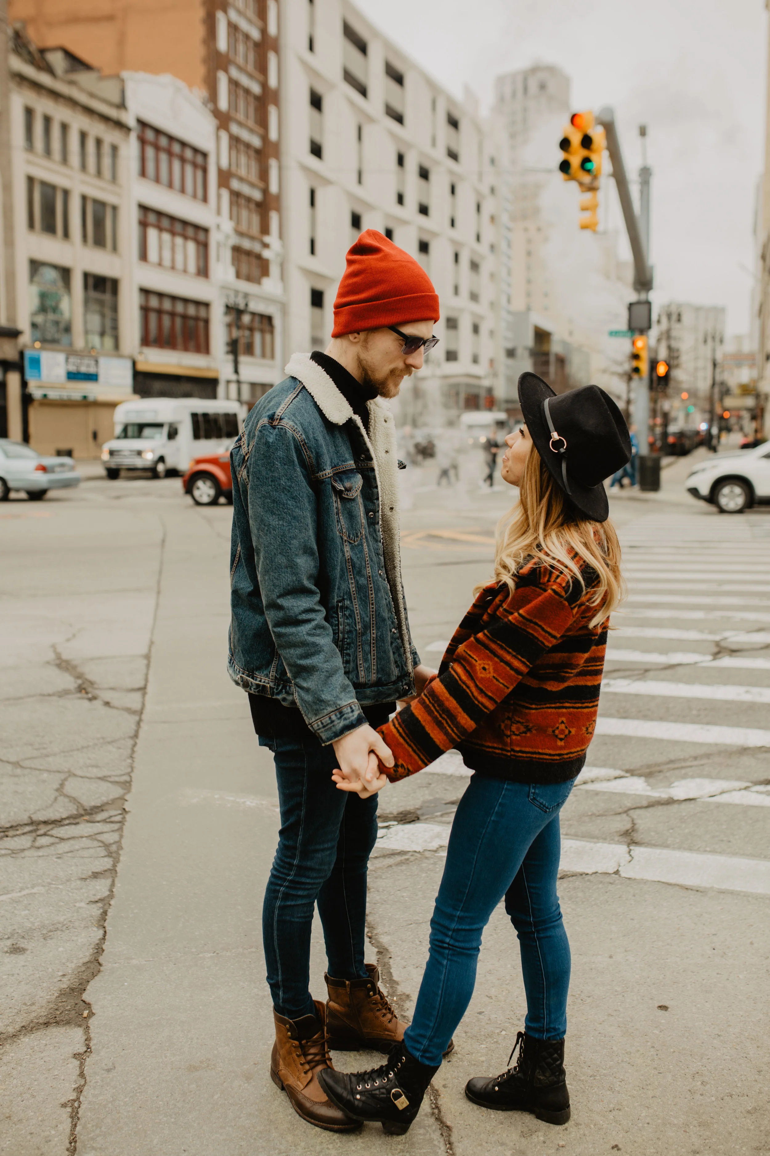 dowtown-detroit-couple-session