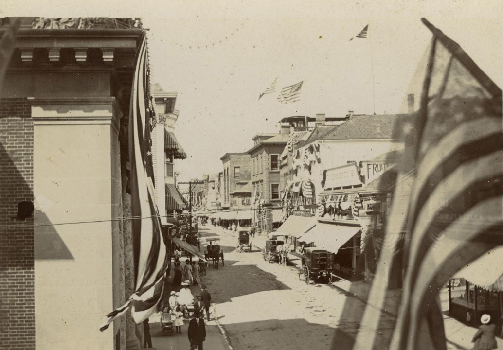  In the heart of the 9th city. On Thames Street looking north at the head of Commercial Wharf. All the buildings on the left would be removed by “redevelopment” in the 1960’s and early 1970’s, ripping the heart of the commercial 9th city open for a h