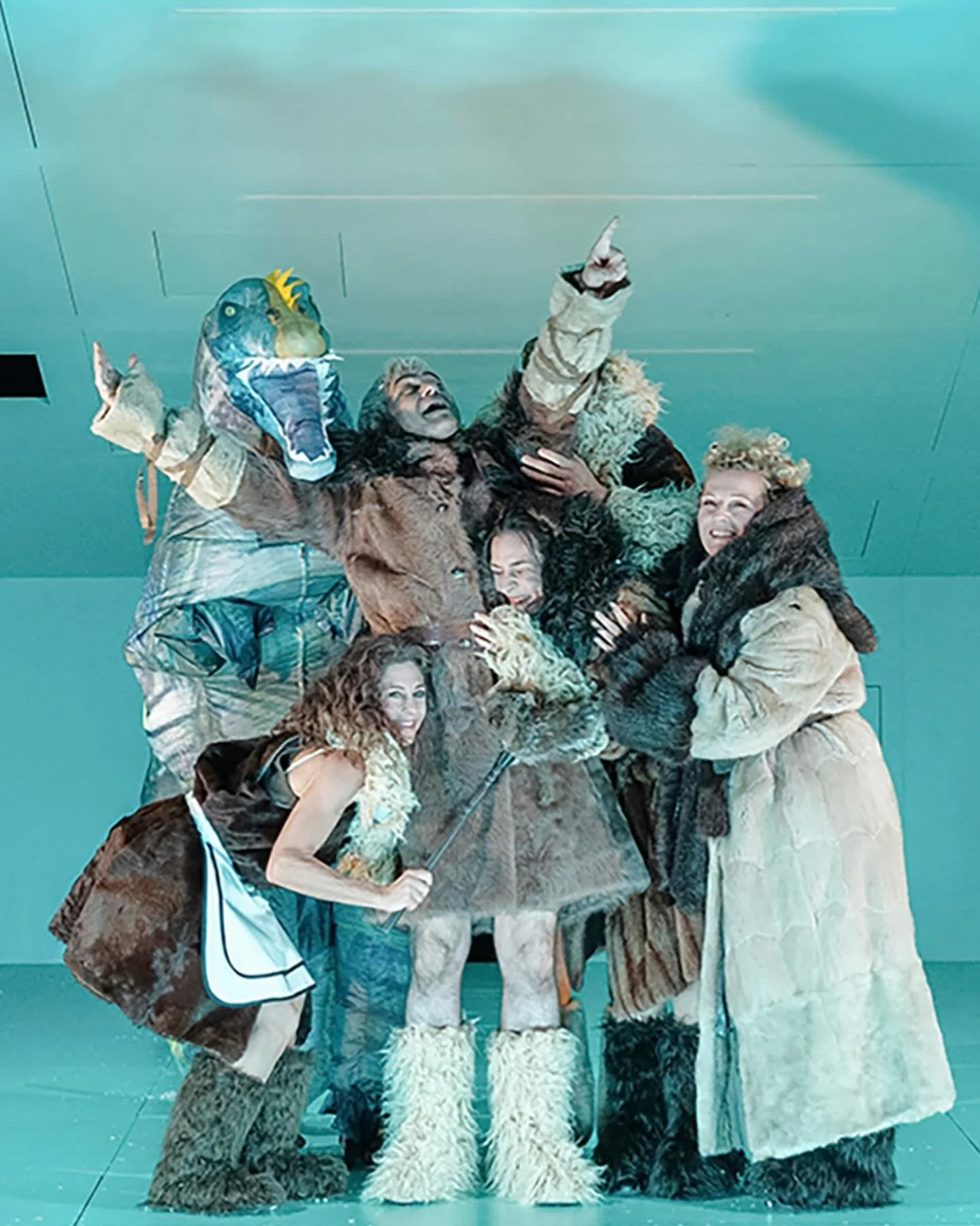 Cheers to #worldtheatreday !!

This photo, from the archives, is from the 2024 production of The Skin of Our Teeth @badischelandesbuehne in Bruchsal, Germany. 

Photo by Dominque Brewing.

#theskinofourteeth #fromthearchives