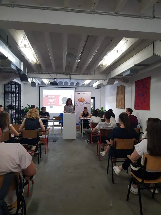 Knowledge Economy Appeals To Youth  | The Youth Cafe