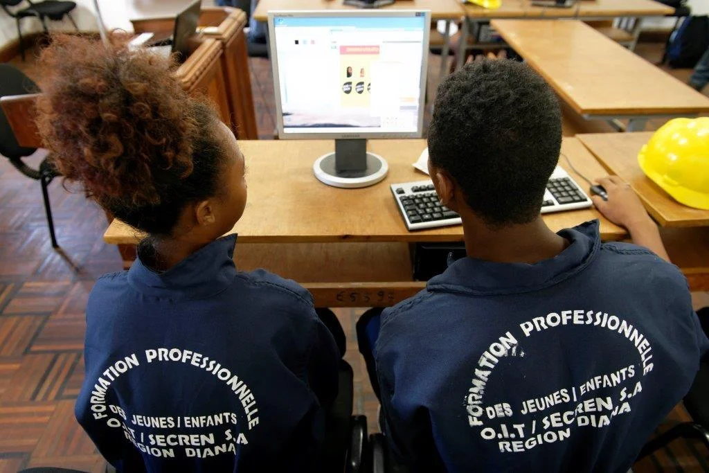 Youth And ICT | The Youth Cafe