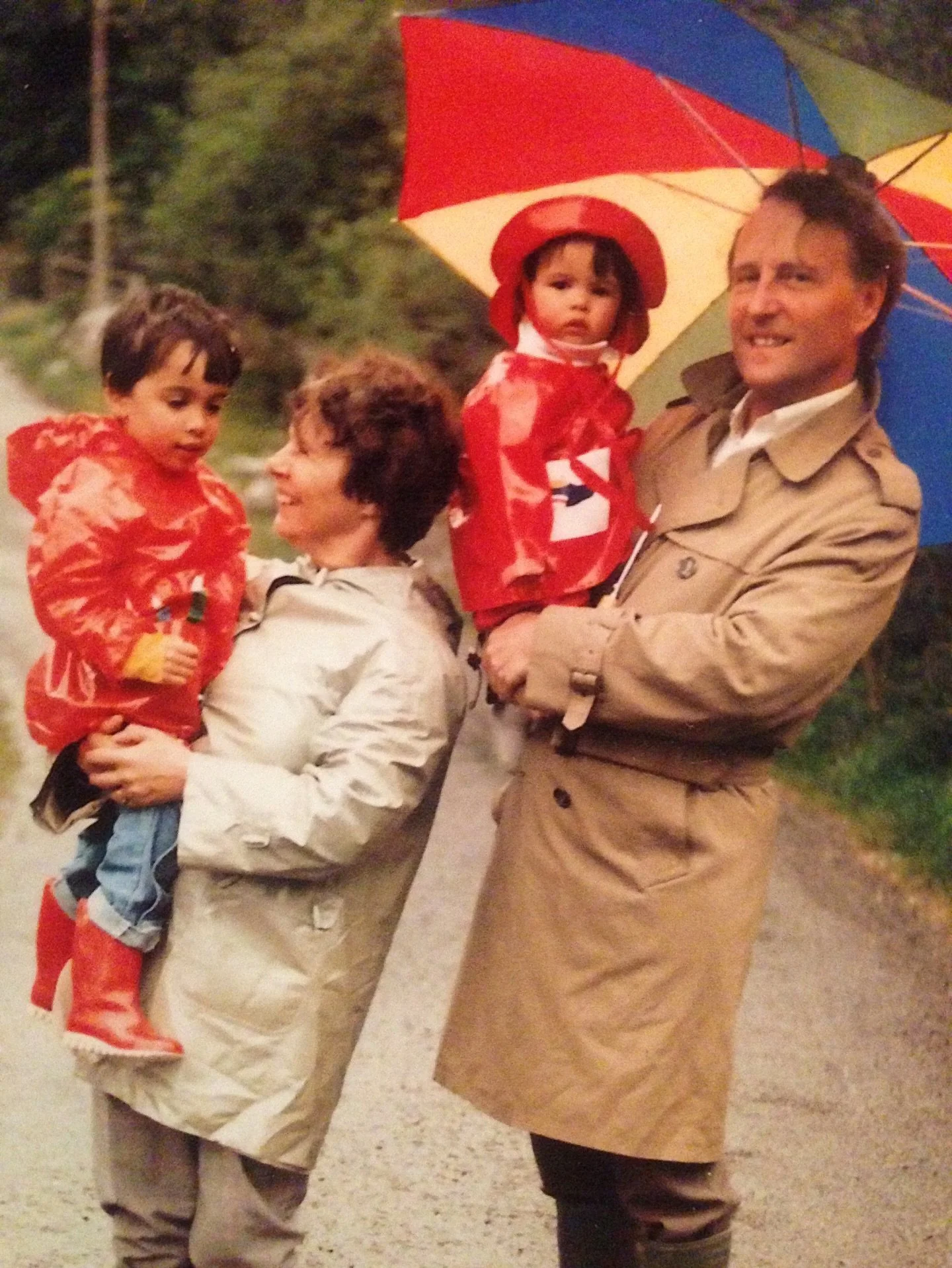 Our beloved Nan died this morning 🩵

As I experienced with my Grandad it was the biggest honour to walk Nan nearly home. As far as she wished me to.

Sleeping on chairs next to her bed in her care home for the 3 nights before her last. A joy and lov