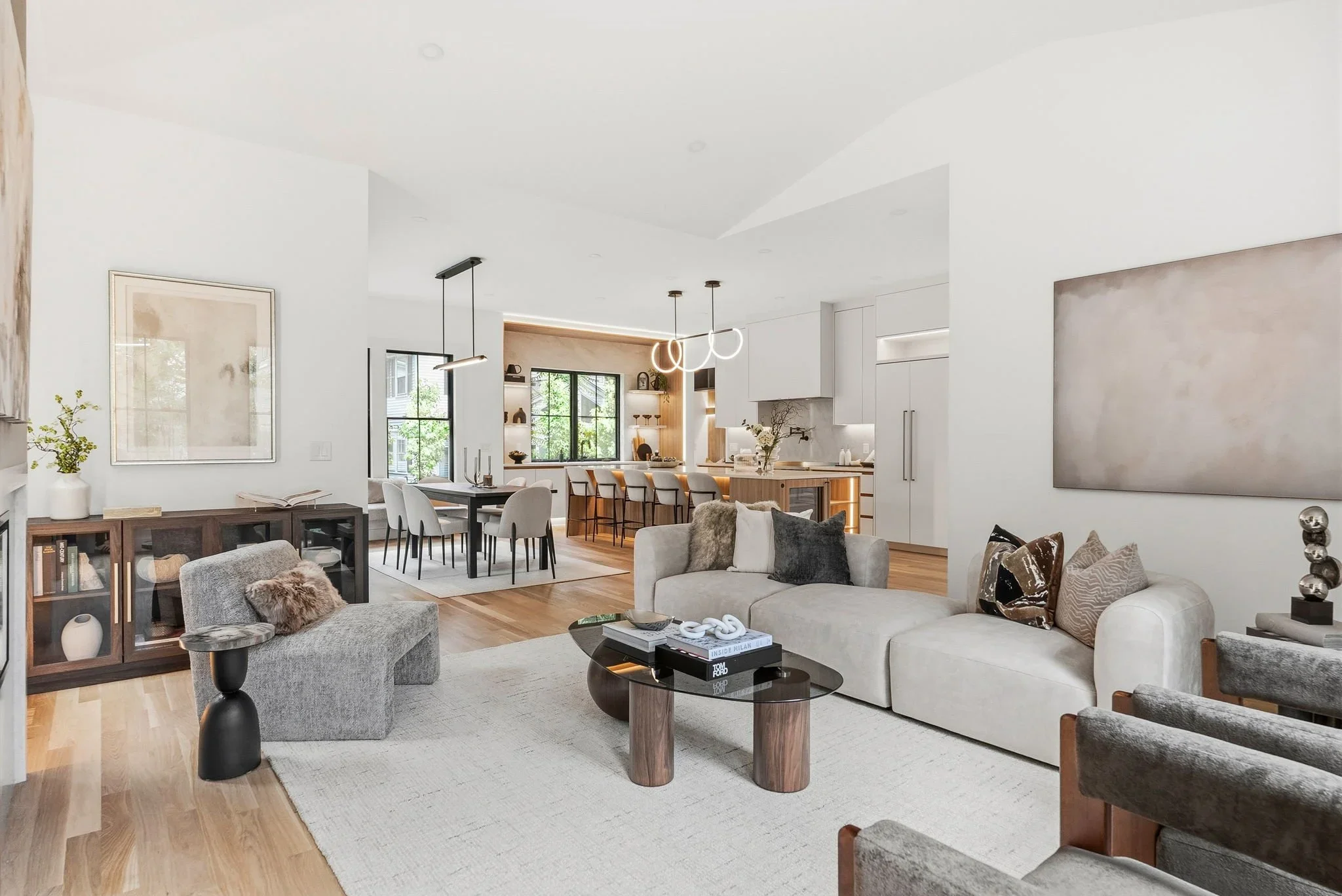 7-family-room.webp