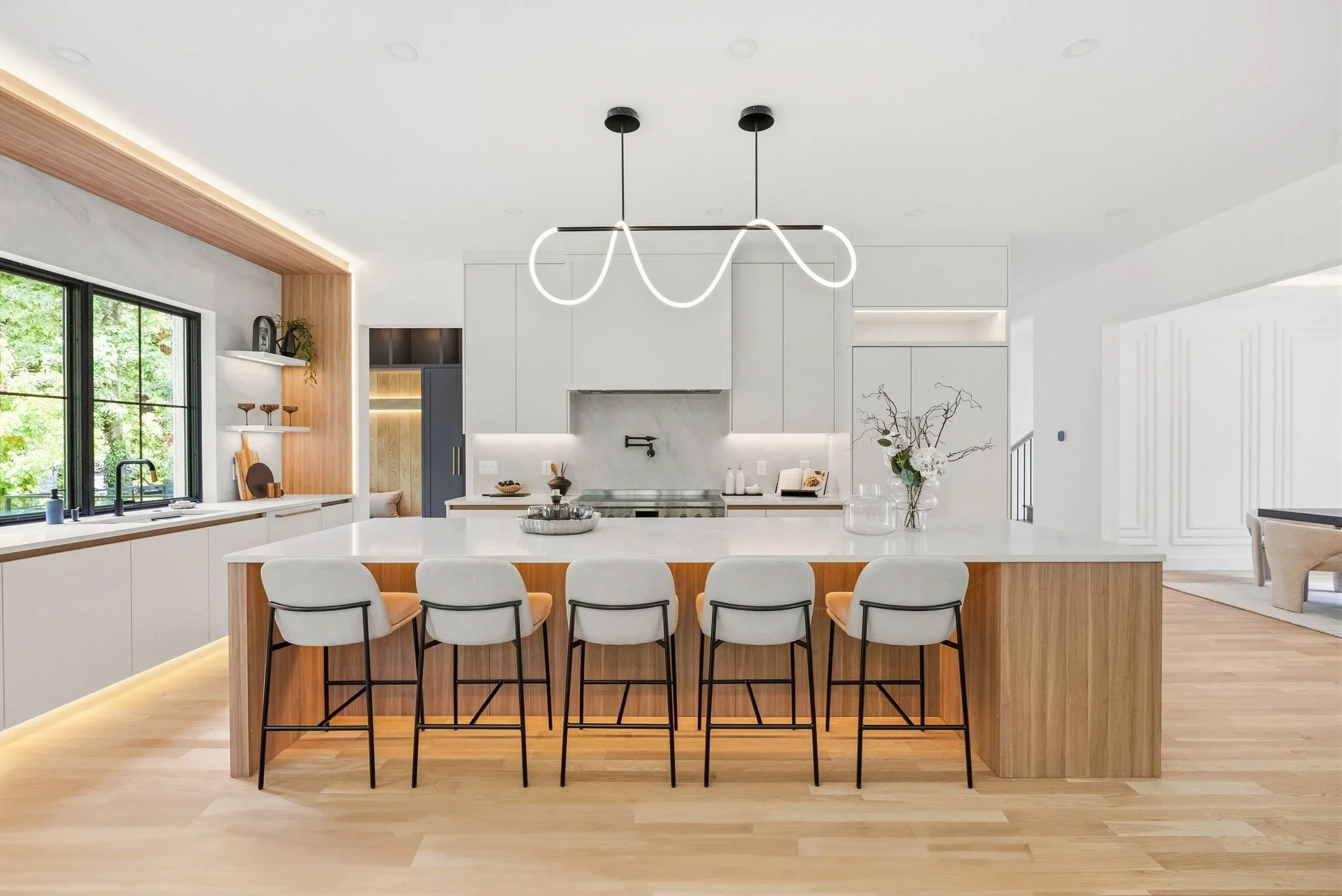 9-kitchen.webp