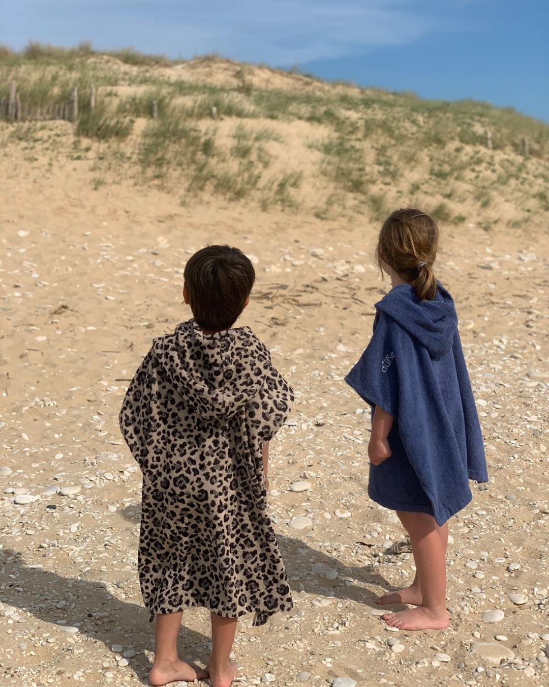 ponchos-enfants-outremer-et-leopard-AtelierDune.png