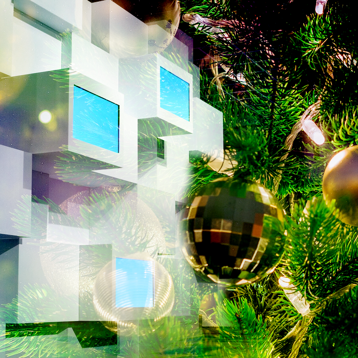 12 Christmas TV Episodes