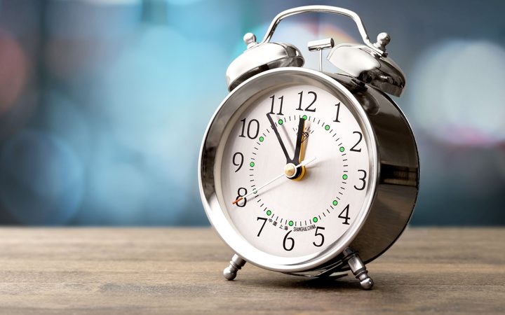 eight_col_clock.jpg