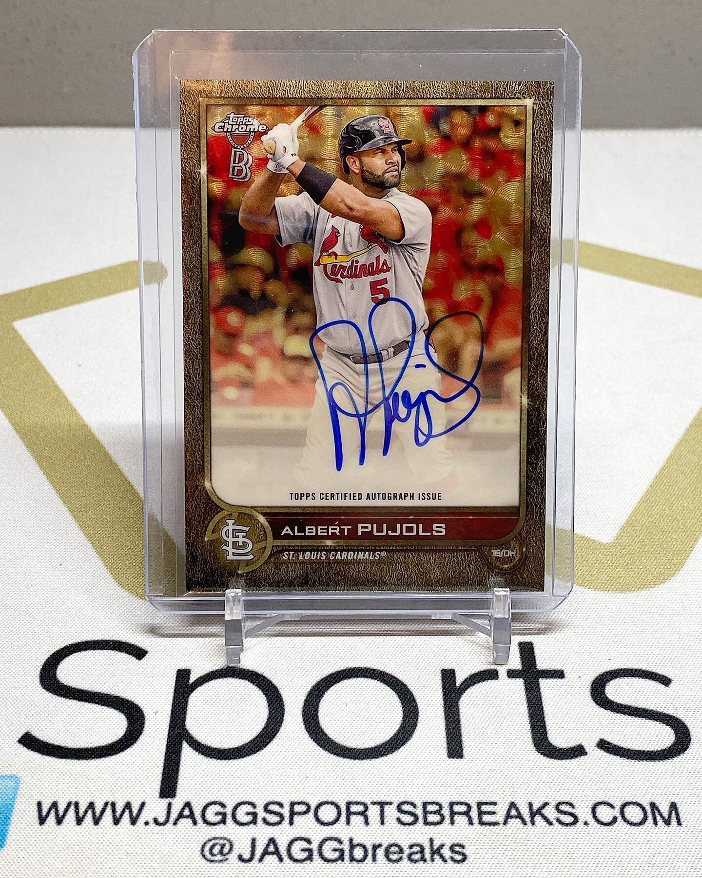 A 1/1 Bling Bling out of tonight&rsquo;s Topps Chrome Ben Baller. Albert Pujols Superfractor. 💎🔥#toppschrome #benballer #benballerdidthechain #topps #toppsbaseball