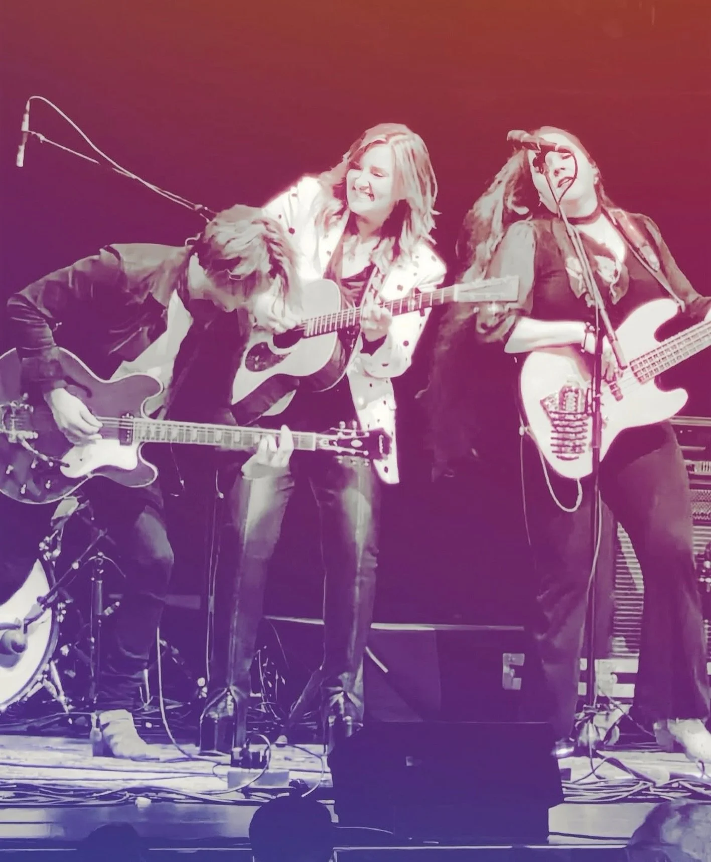 Last night was electric; absolute pure magic! 🔮💫

I love the incomparable @thebrandyclark and my beautiful brothers. I&rsquo;m grateful for the journey that has lead us all to each other - a perfectly timed manifestation. The power of kindred minds