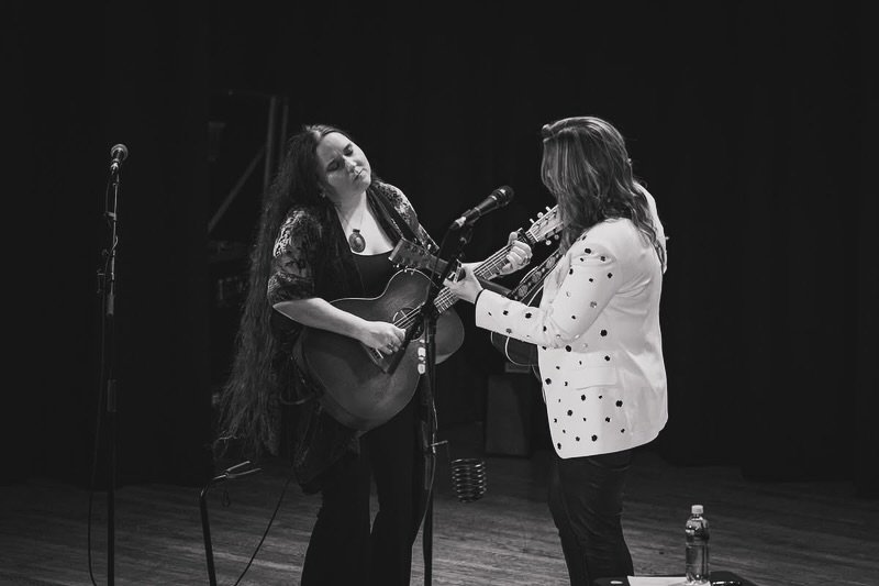 What a beautiful time over in the UK and EU with @thebrandyclark. I absolutely loved every minute of it. From the songs, shows, and fans - to the company&hellip; perfection! 

Special thank you to Lynn at @martinguitar for guiding me to this beauty (