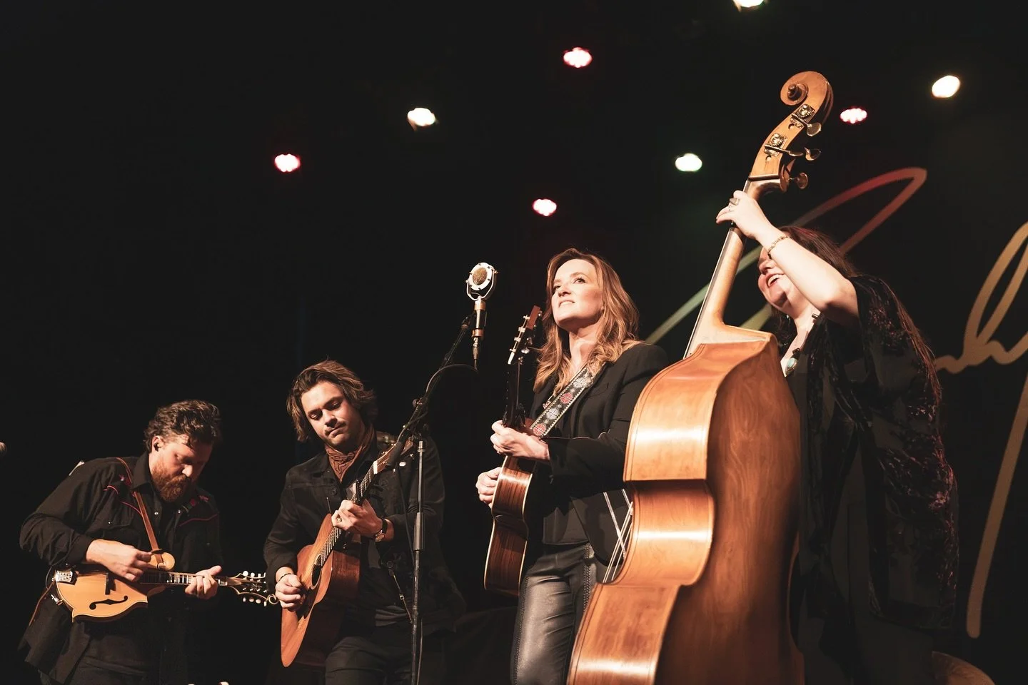 Happy Birthday to this magical human! Your Beautiful Band loves you so very much, @thebrandyclark. You are such a light in our world. Thank you for bringing us all together. Cheers to your BEST year yet - let&rsquo;s celebrate! 

📸: @denny_carr