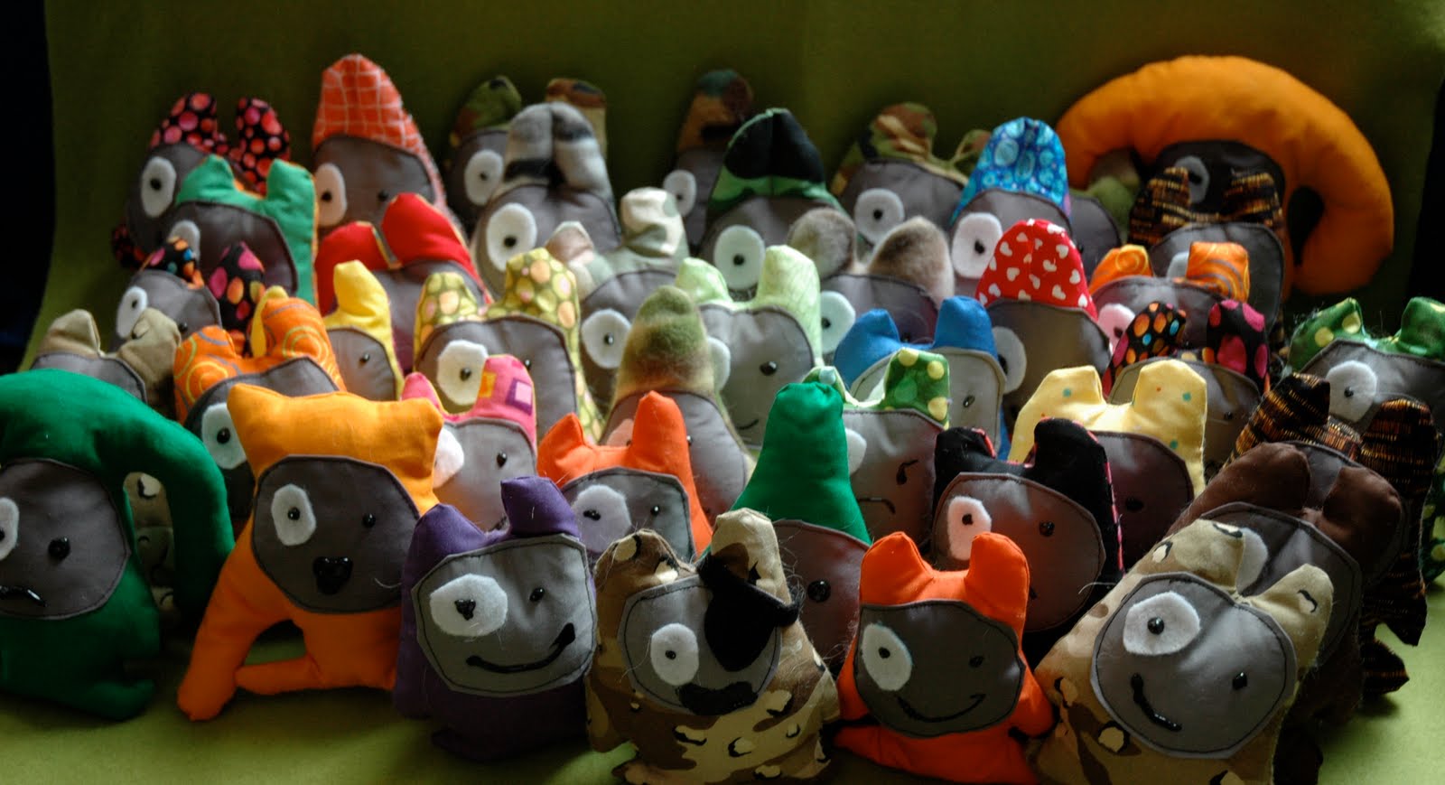 crazy crowd DSC_2514.jpg