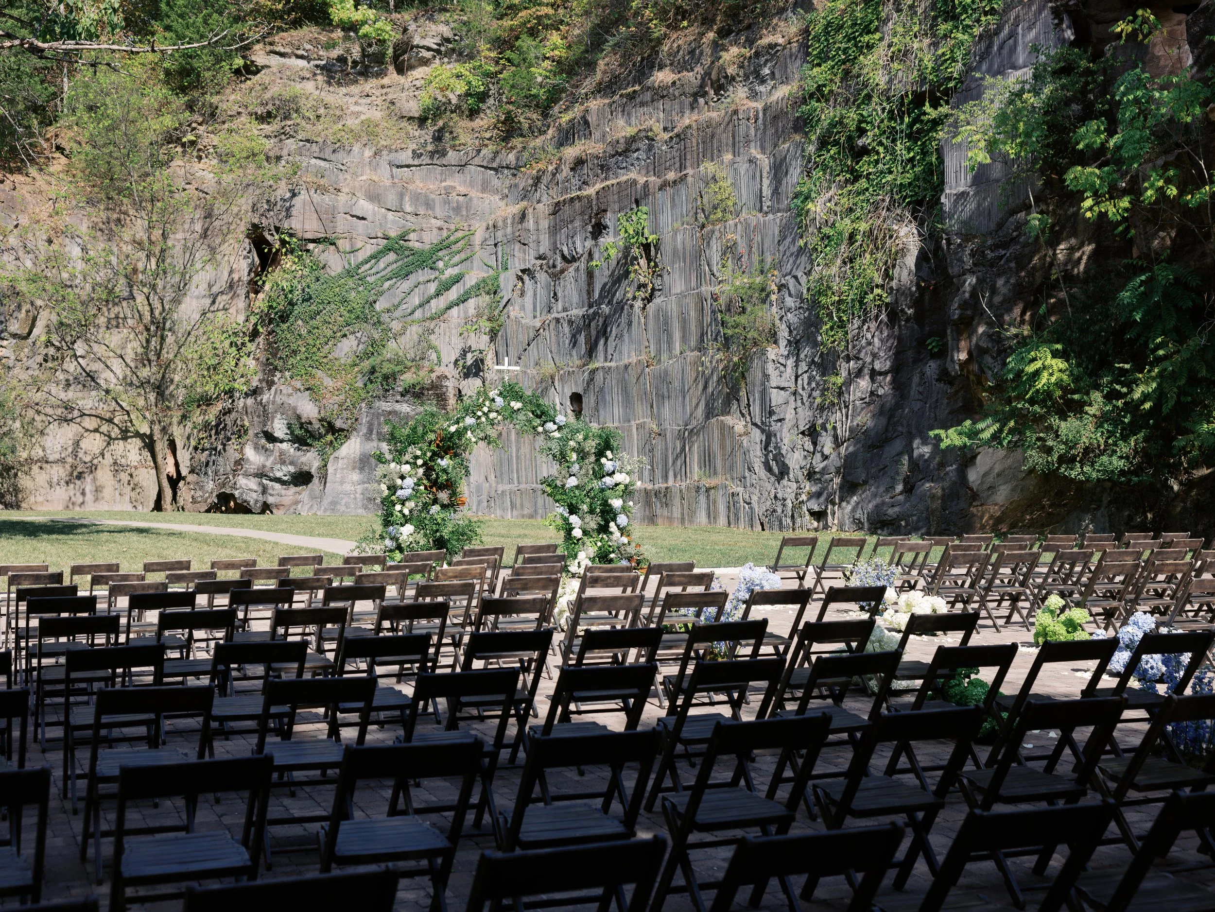 Heidi_Dan_Quarry_Venue_Wedding_Abigail_Malone_Photography-680.jpg
