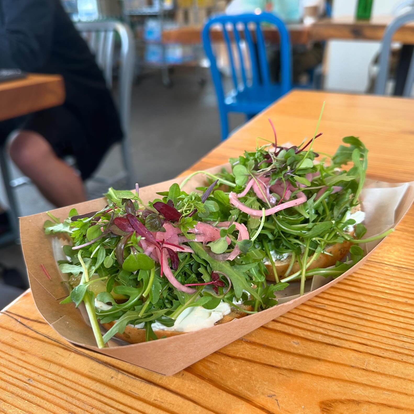 Do you like veggies? 🥬 How about bagels? 🥯 Well boy, do we have a snack for you!!! 

The Veggie Bagel (emphasis on the veggies) is a toasted bagel of your choice topped with your choice of spread, arugula, pickled onions, pickled zucchini, and micr