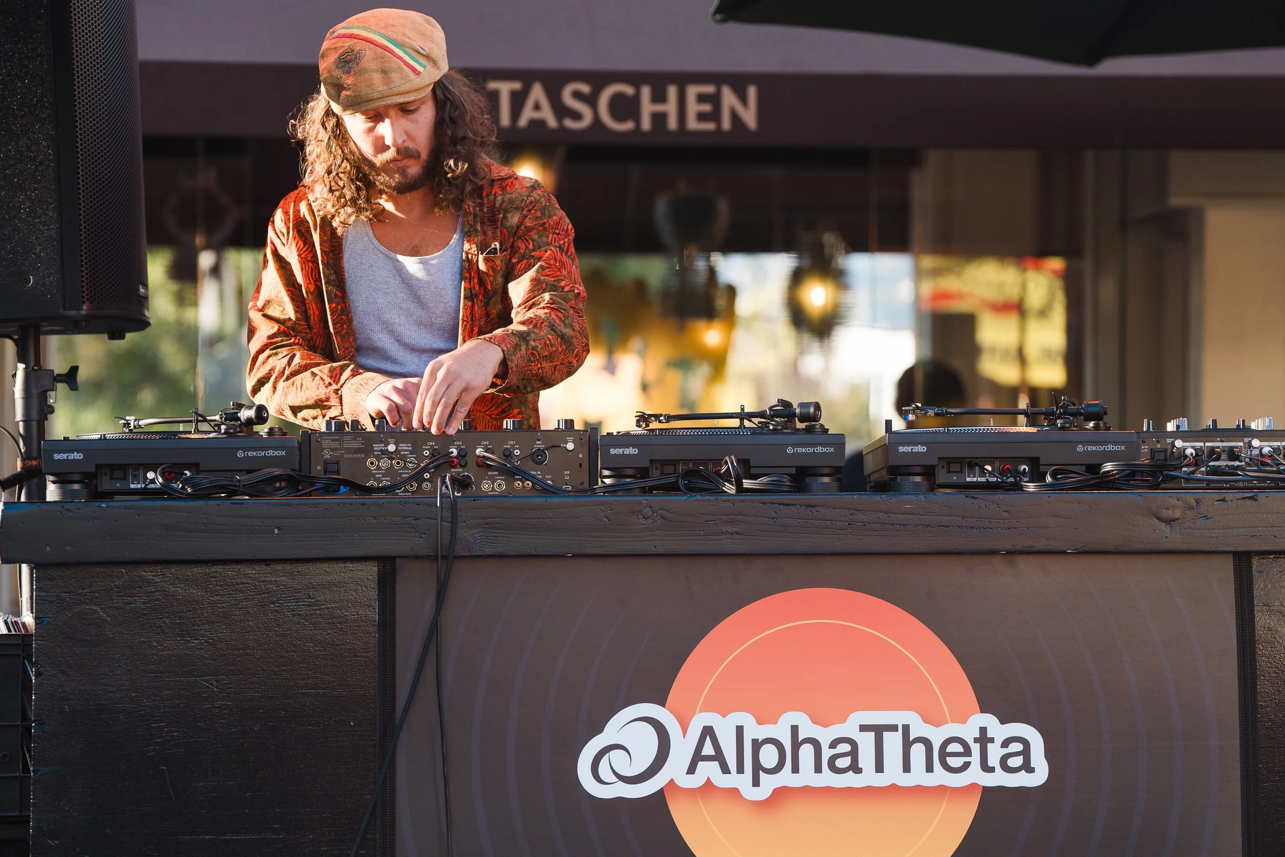 DSC08917 (Retouched).jpg