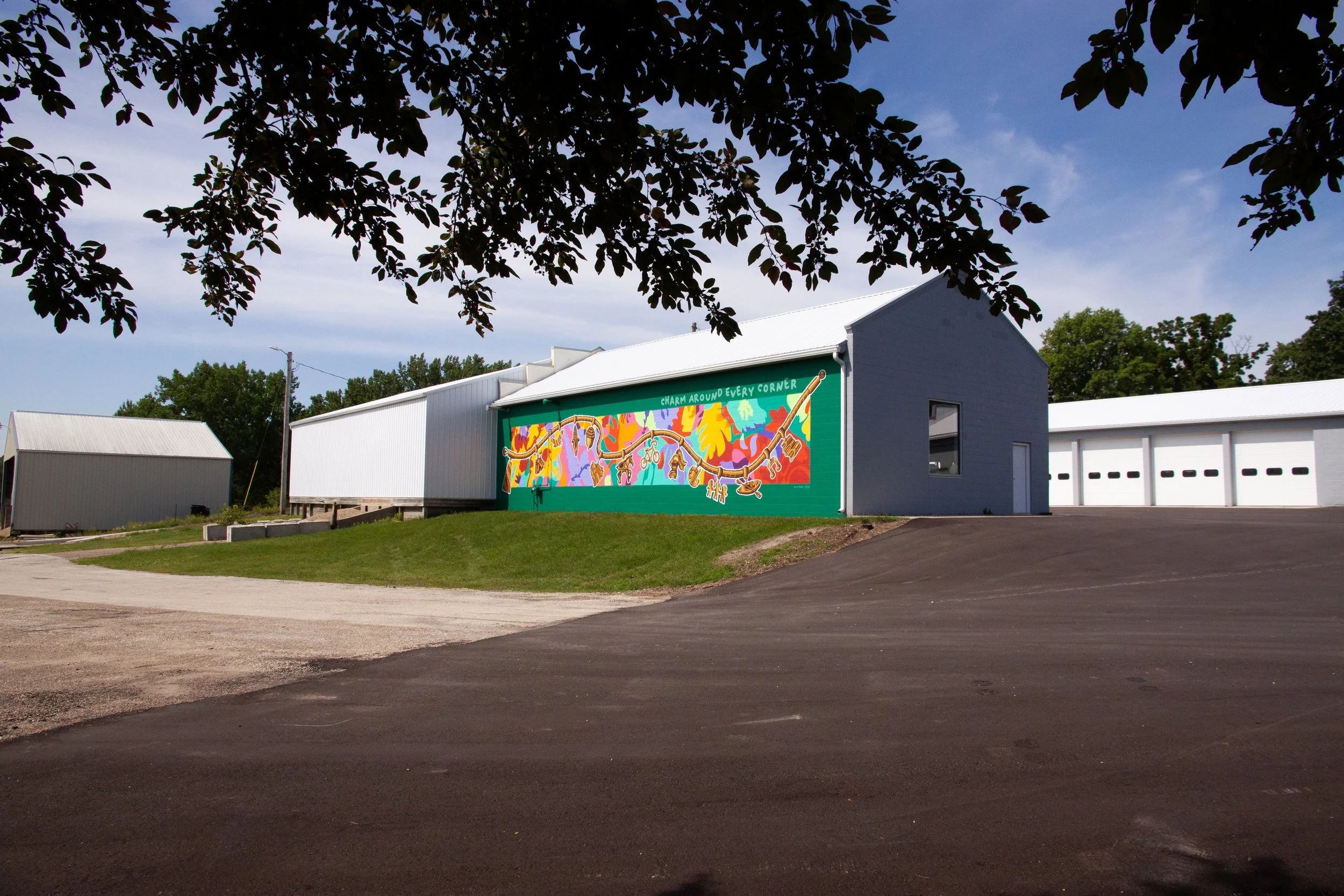 Charm Mural Waverly Overall.jpg