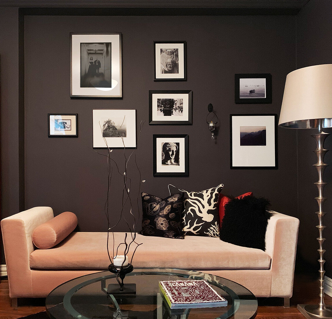 Noir Glamour for the Home Office