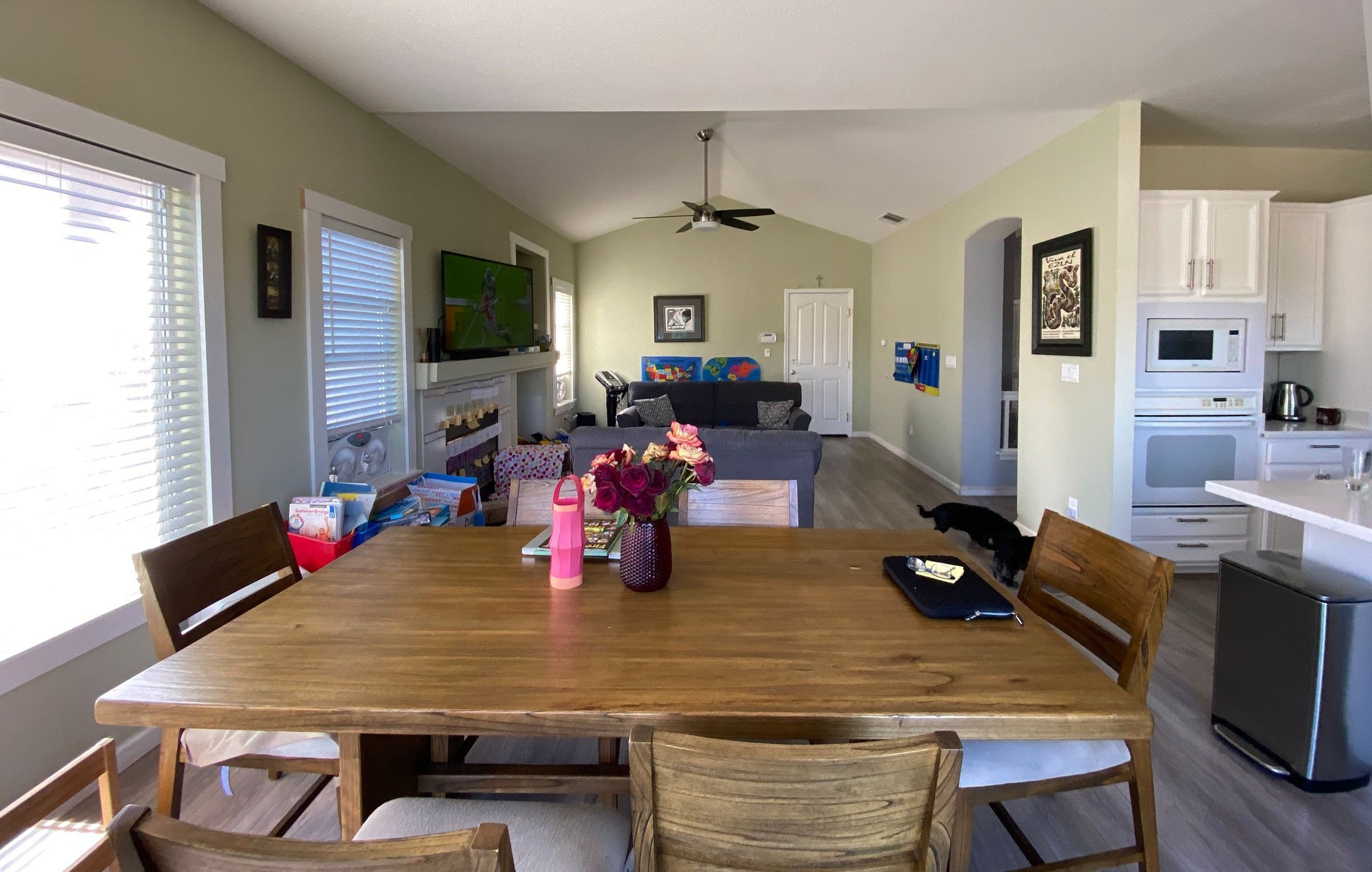 Kitch-Fam-Room-R3.jpg