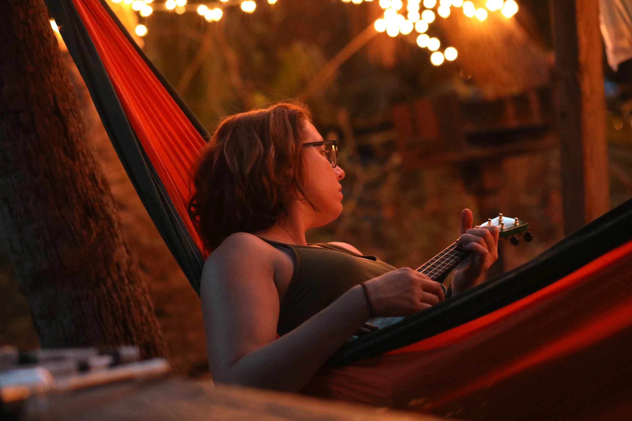  Lisa Rowan plays the ukulele at the Fort De Soto campgrounds in Florida. 