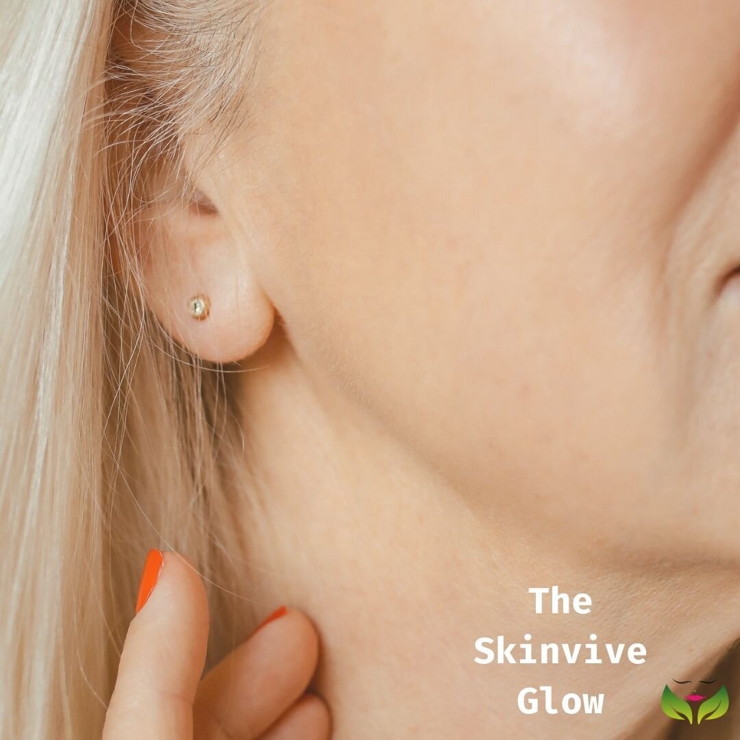 Say goodbye to dull, dry skin and hello to a radiant, hydrated glow with SKINVIVE&trade; by JUV&Eacute;DERM&reg;! 🌟✨

Specifically designed for those with texture, fine lines, and dehydration concerns in the cheek area, SKINVIVE&trade; works wonders