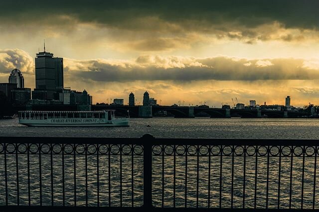 13-that&rsquo;s all for now... Spent a week in Boston back in 2019, and it was freezing. I decided to brave it anyway without spending $1000 on a coat... mildly regretted it on my 31 degree walk from @mo_boston to @museumofscience, but it was complet