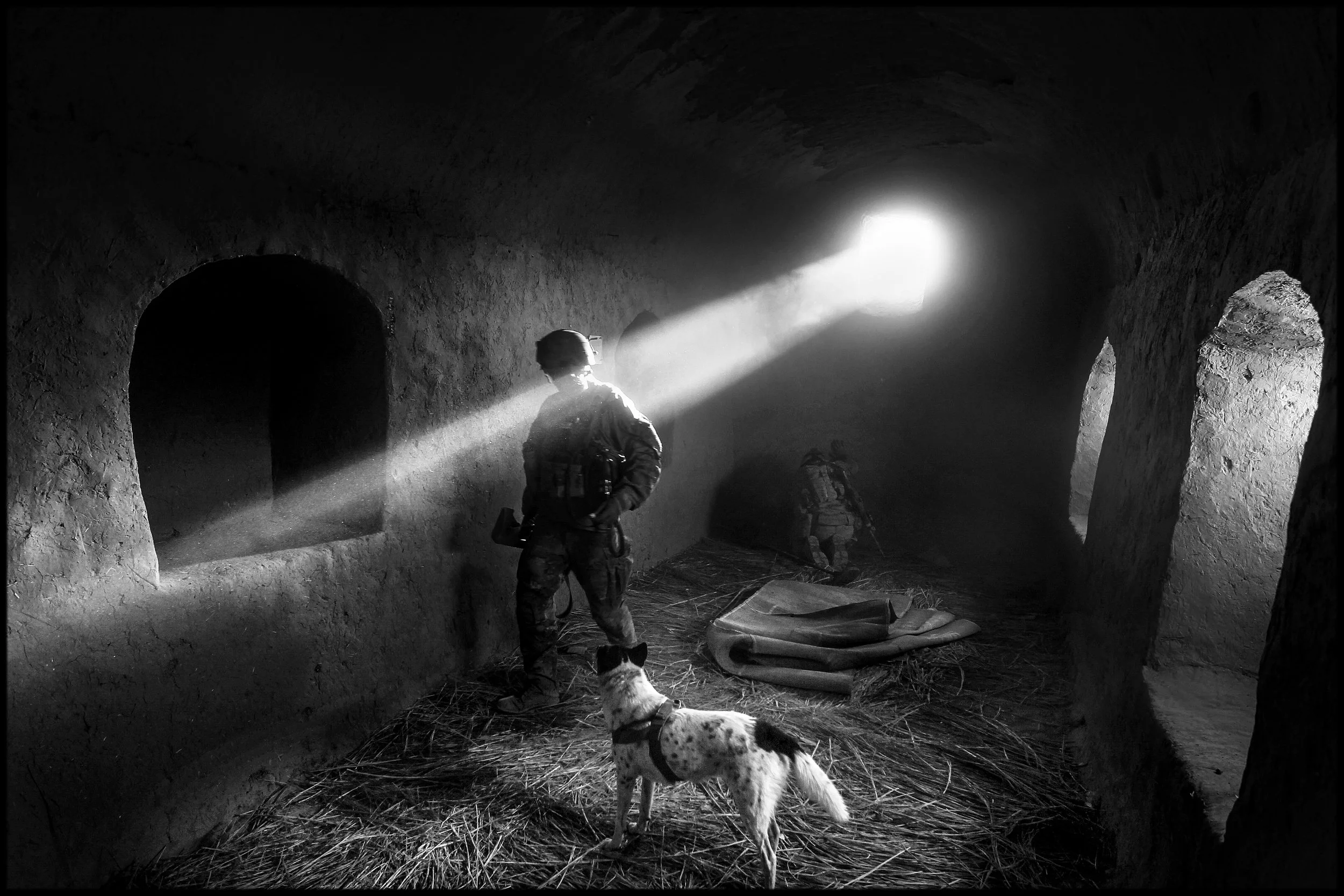 4.AFGHANISTAN PATROL 2RAR.2011.GR7E4418-2.jpg