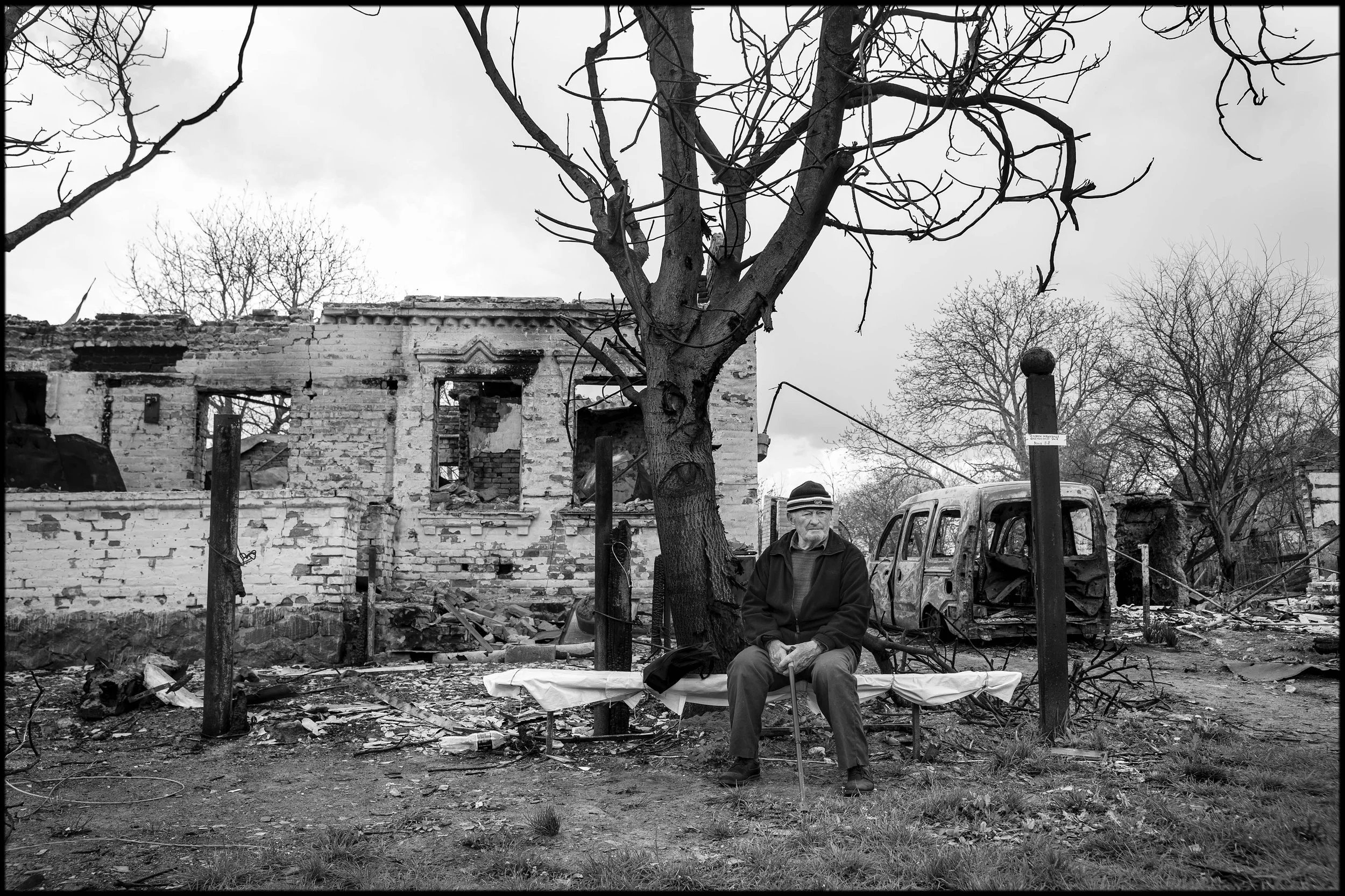 UKRAINE_ADRIIVKA OLD MAN04.jpg