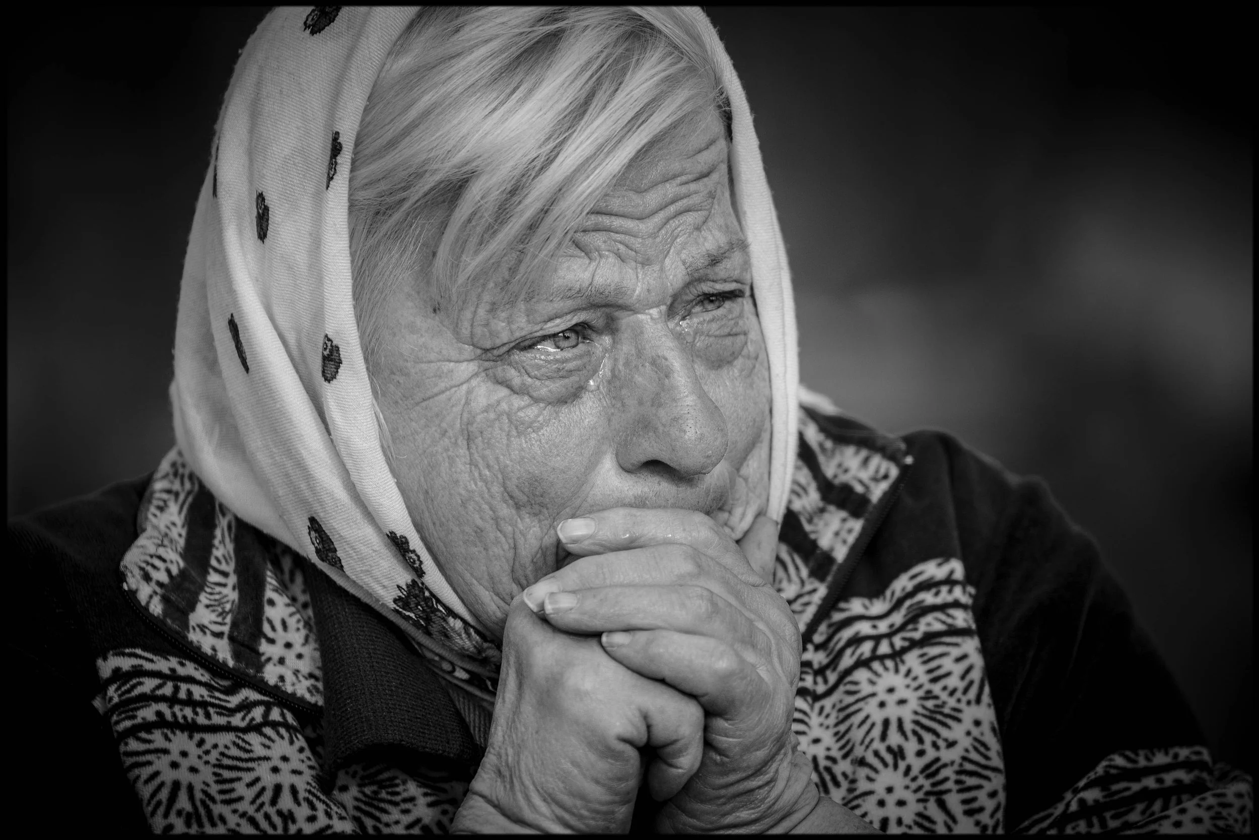 UKRAINE_ADRIIVKA OLD WOMEN.05.jpg