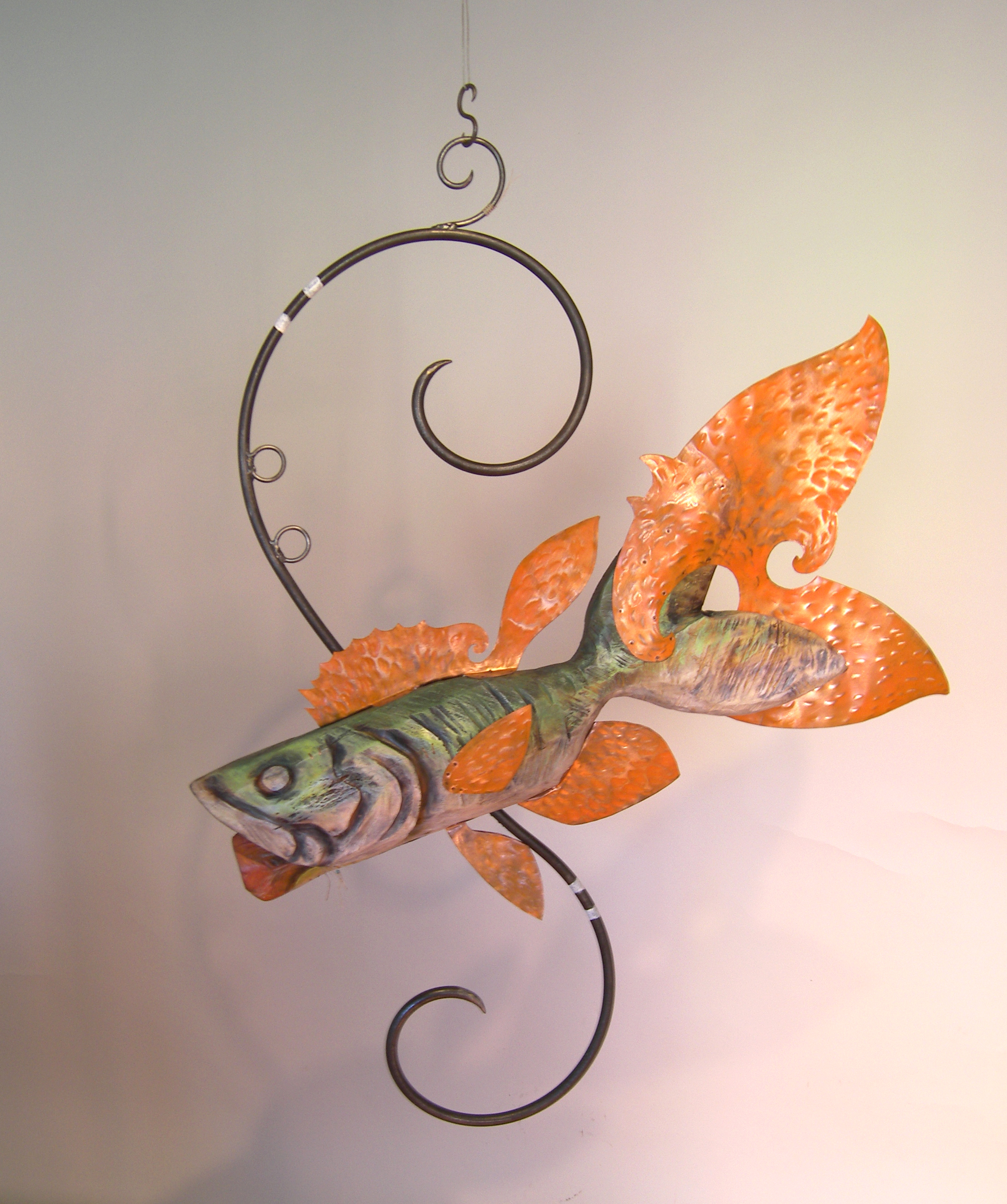 orangefingreenfish-03.jpg